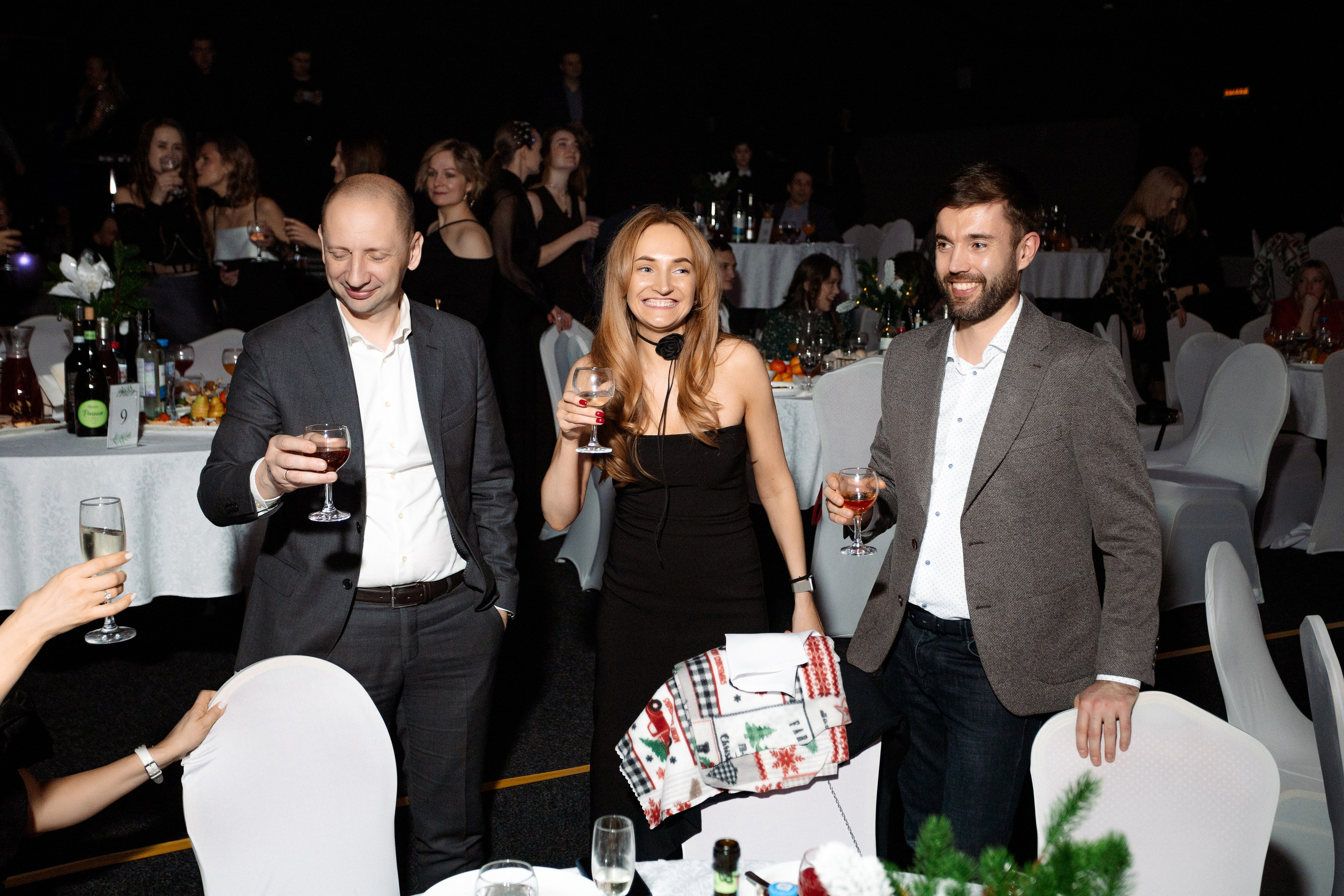 РЕПОРТАЖ: НОВЫЙ ГОД В ДК МЕТАЛЛУРГ. Профессиональный фотограф в Ижевске Леша Петров