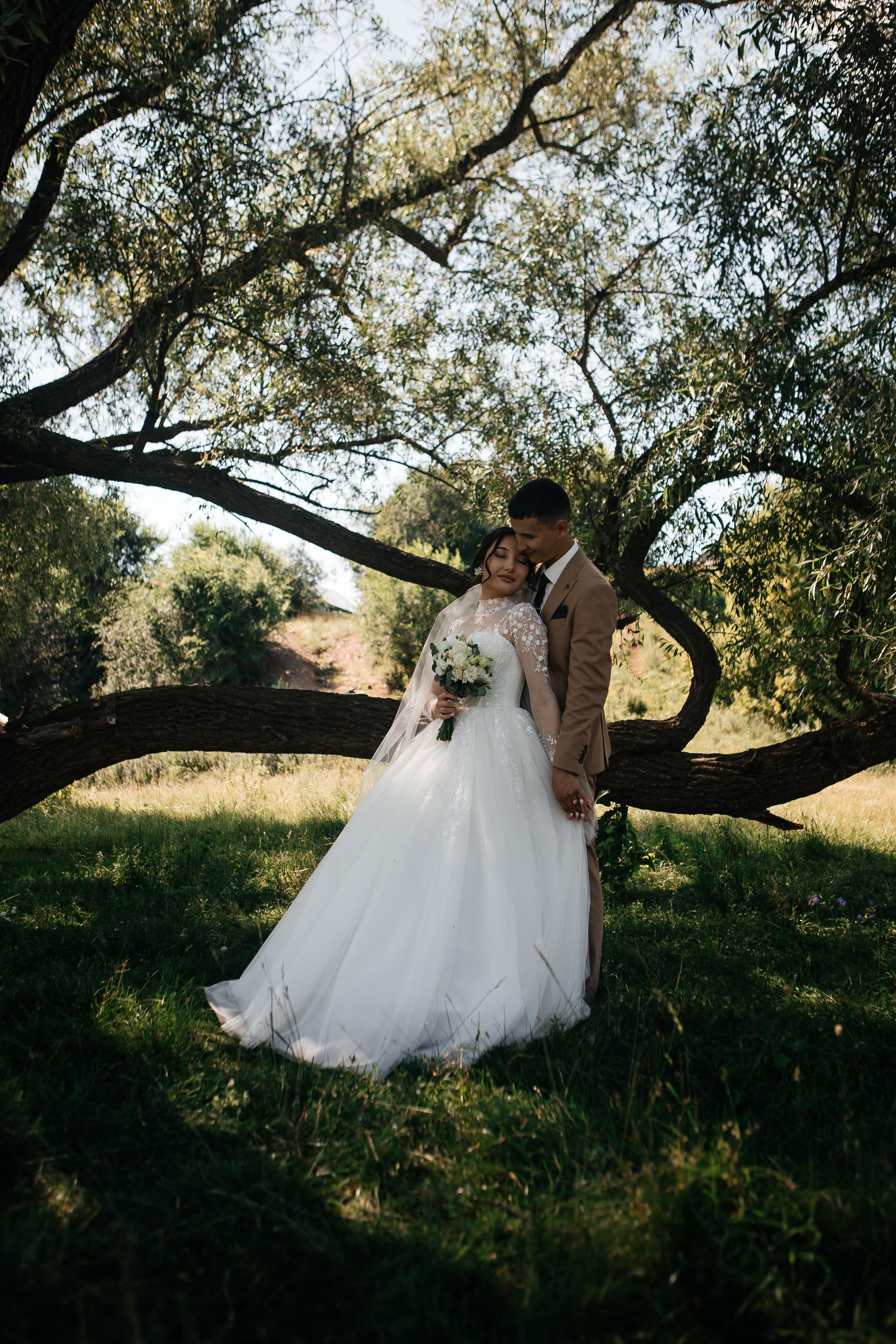Свадьба в Динопарке. Свадебный фотограф Виктория Чуйко Магнитогорск. Визуал для бизнеса