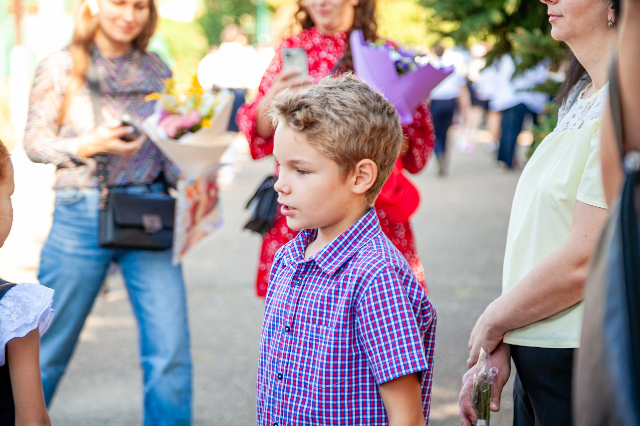 1 сентября линейка. Свадебный и семейный фотограф в Армавире