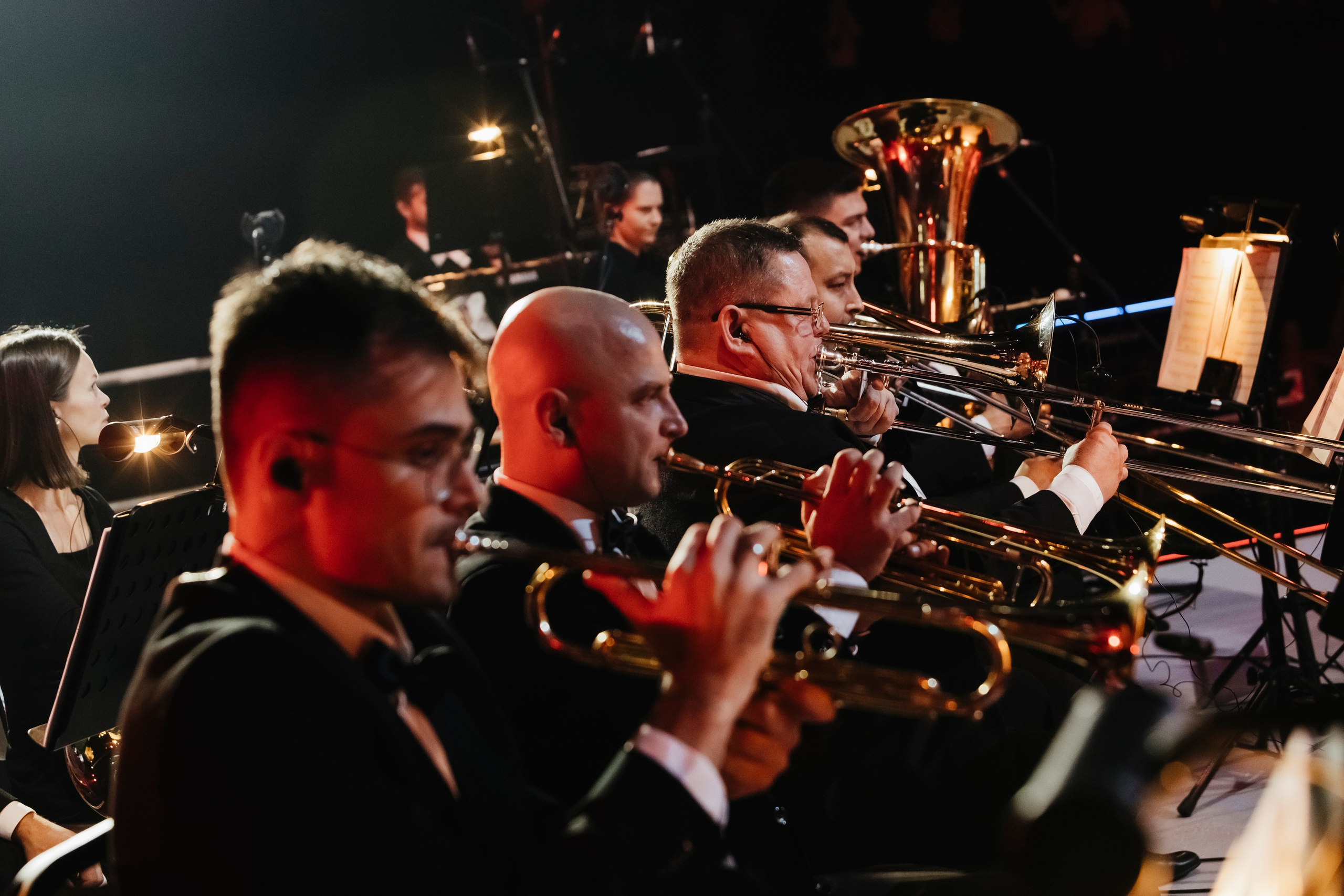 Концерт L’ONE с хором и симфоническим оркестром в Live Арене 19 октября 2025. Репортажный, event, концертный и backstage фотограф из Москвы Виталий Кривцов