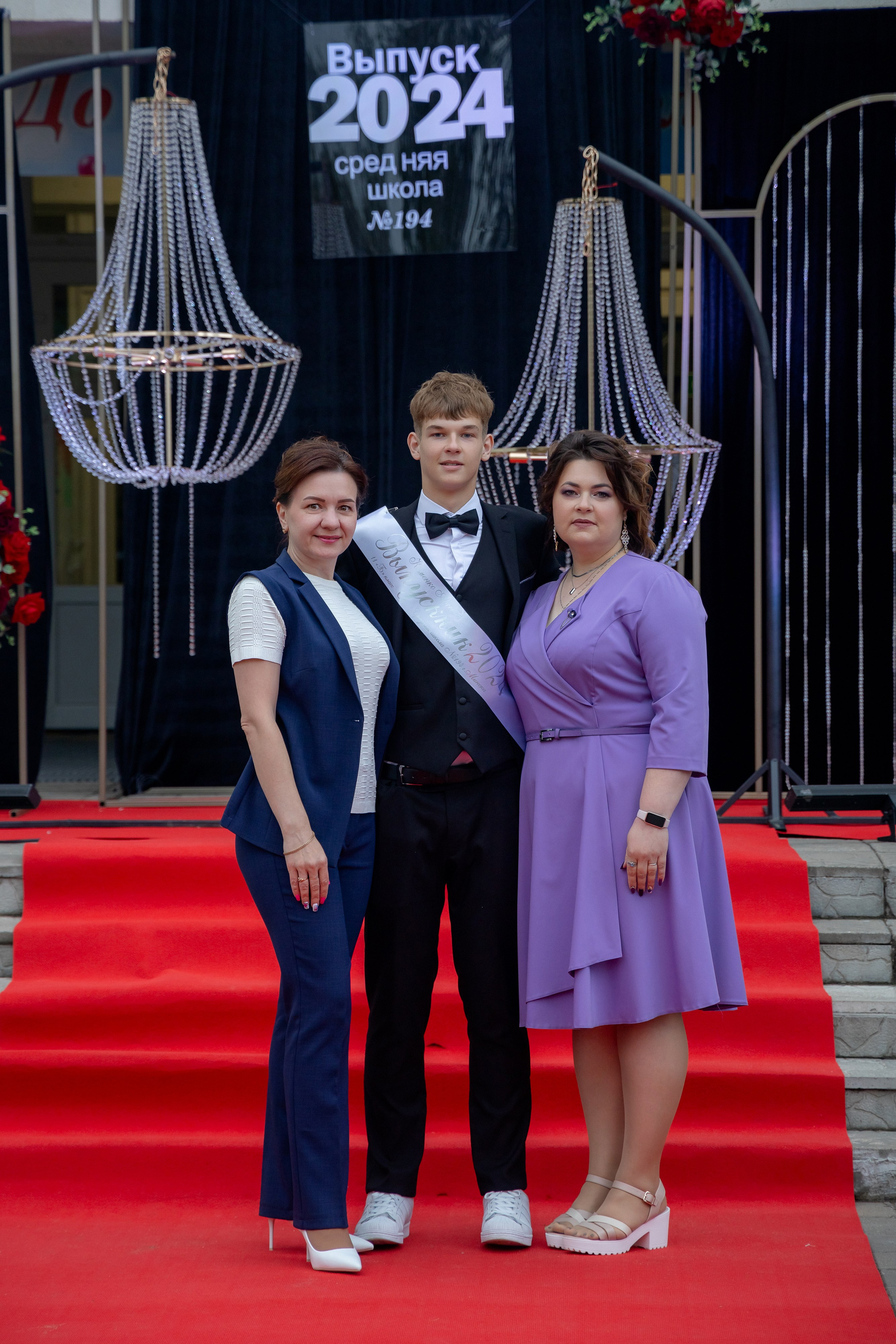 Школьный выпускной 2024 год в Соколе (Минск). Свадебный фотограф в Минске/Беларуси Сергей Спиридонов