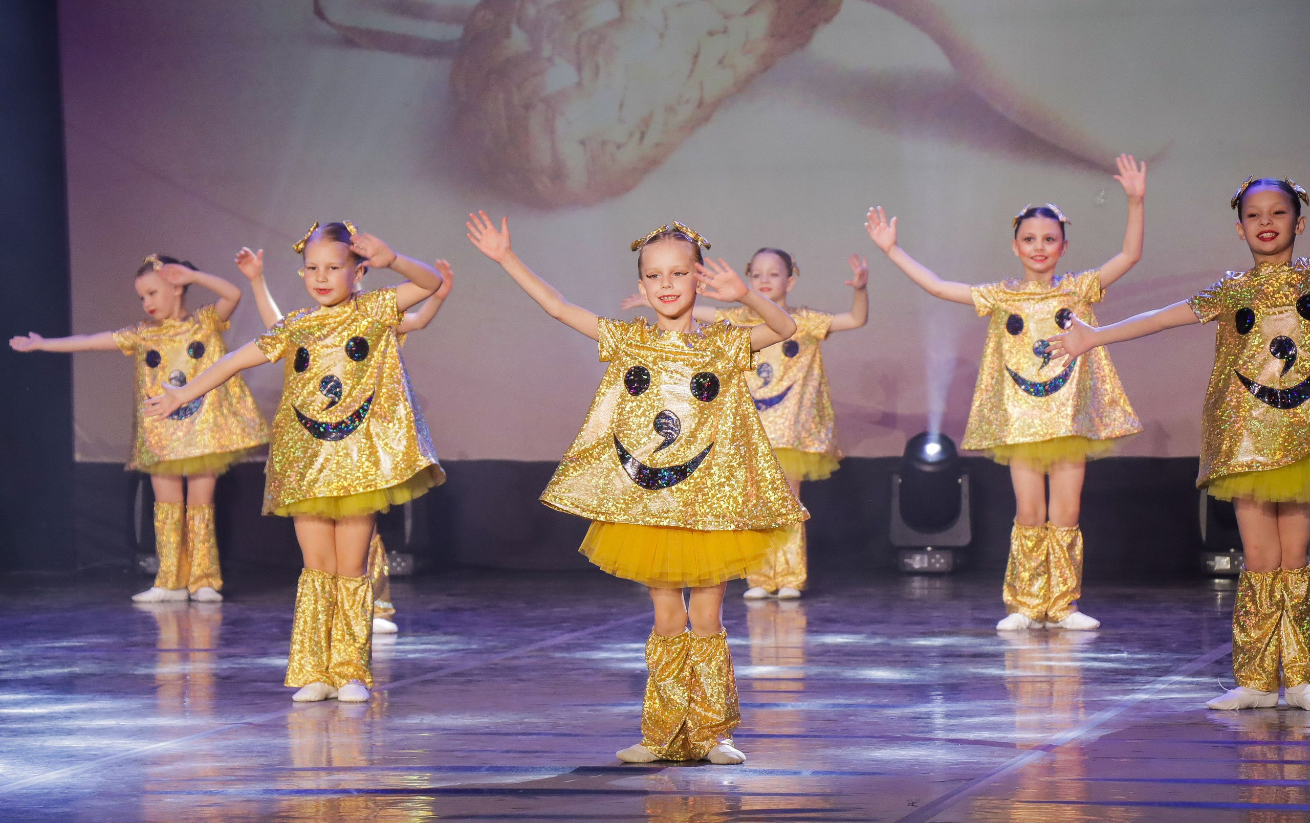 01.06.2024 Фестиваль-конкурс «Мир под названием — Искусство танца» г. Кострома. Медиастудия Фото Концепт