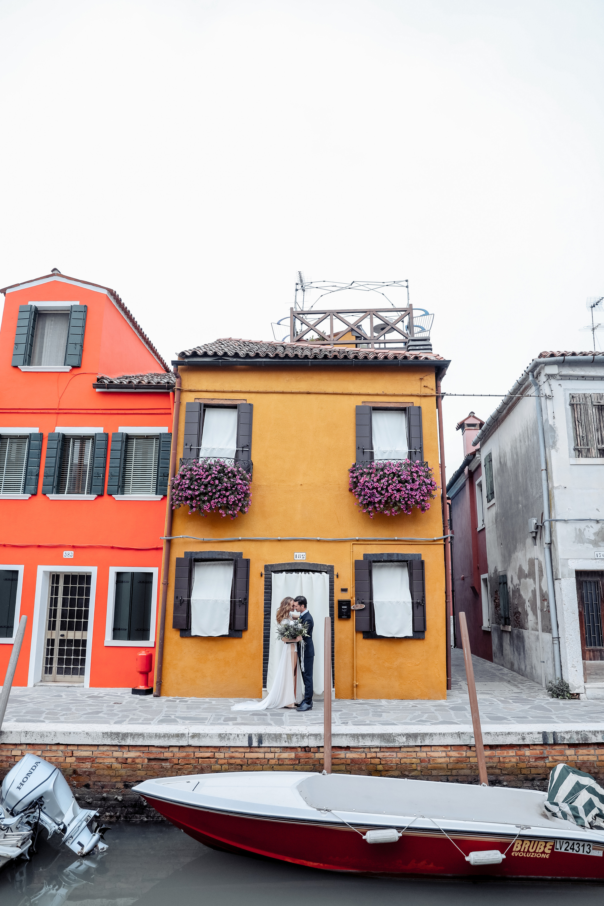 Anna & Elia, Italy | Burano. Свадебный фотограф в России, Черногории и в Европе Надежда Никитина