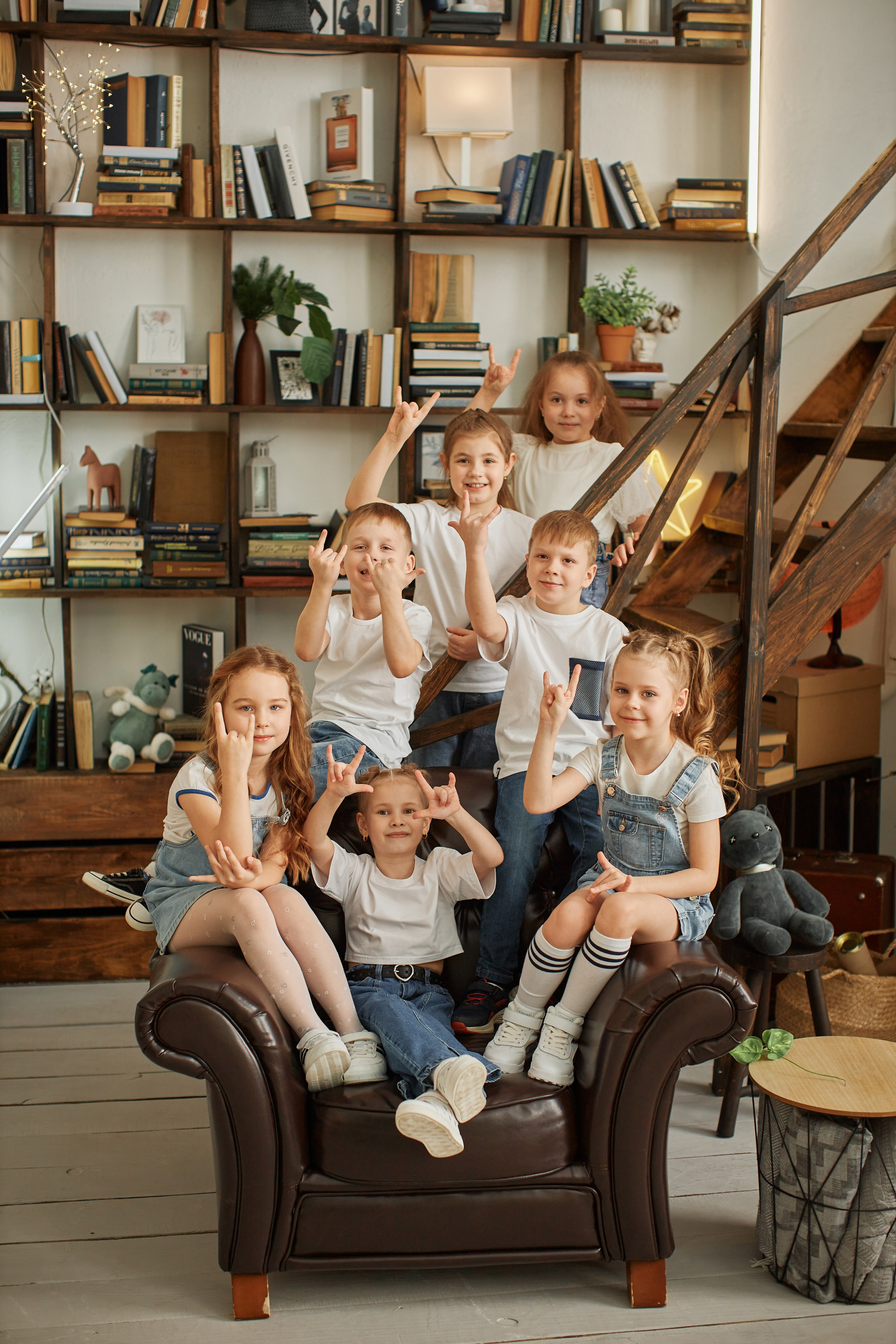 Групповые. Выпускные альбомы в городе Курган для всех