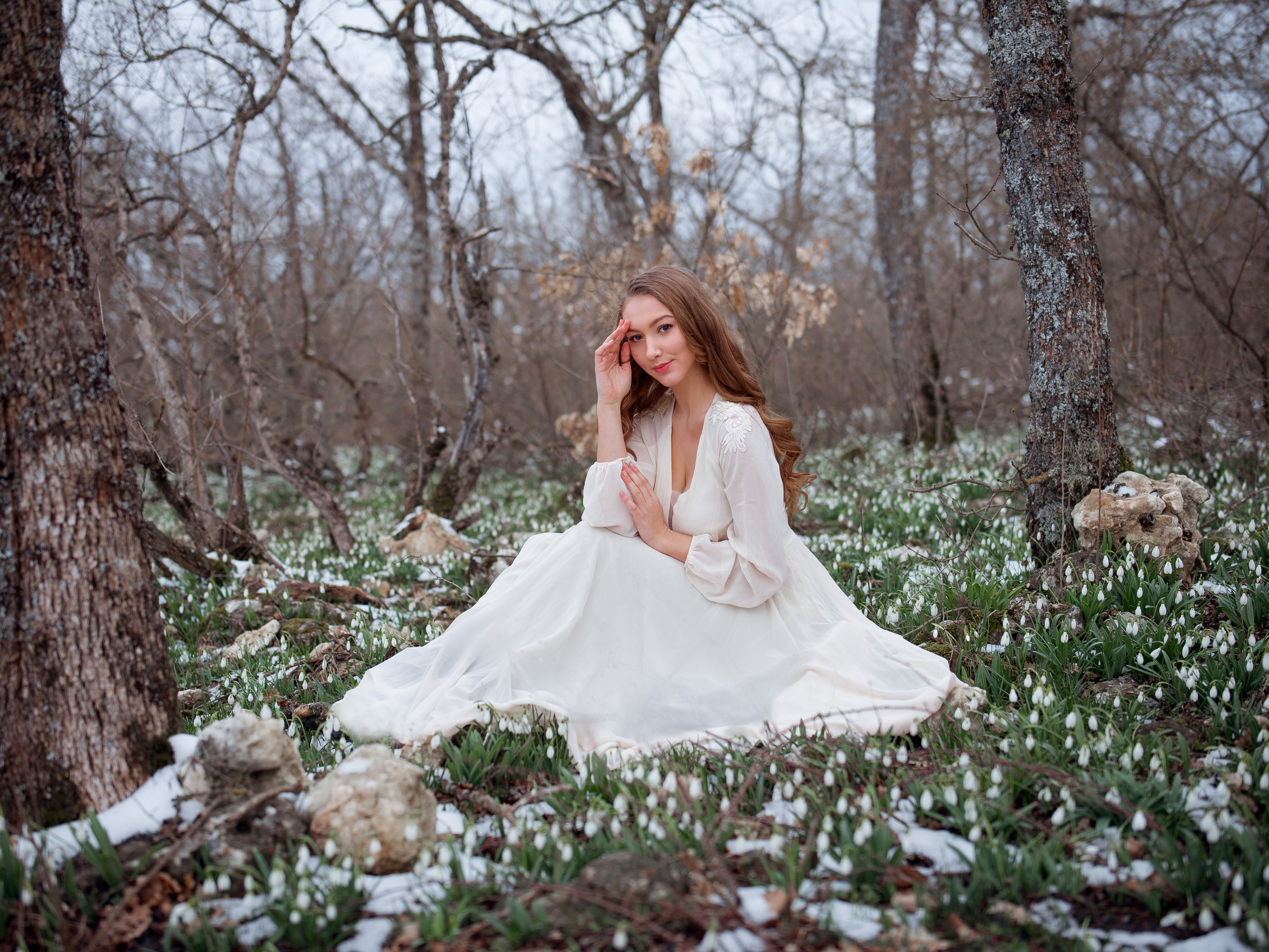 Фотосессия на поляне подснежников. Портфолио, цены и условия на сайте в разделе "Услуги и цены". Бронь даты  по телефону +79788481042