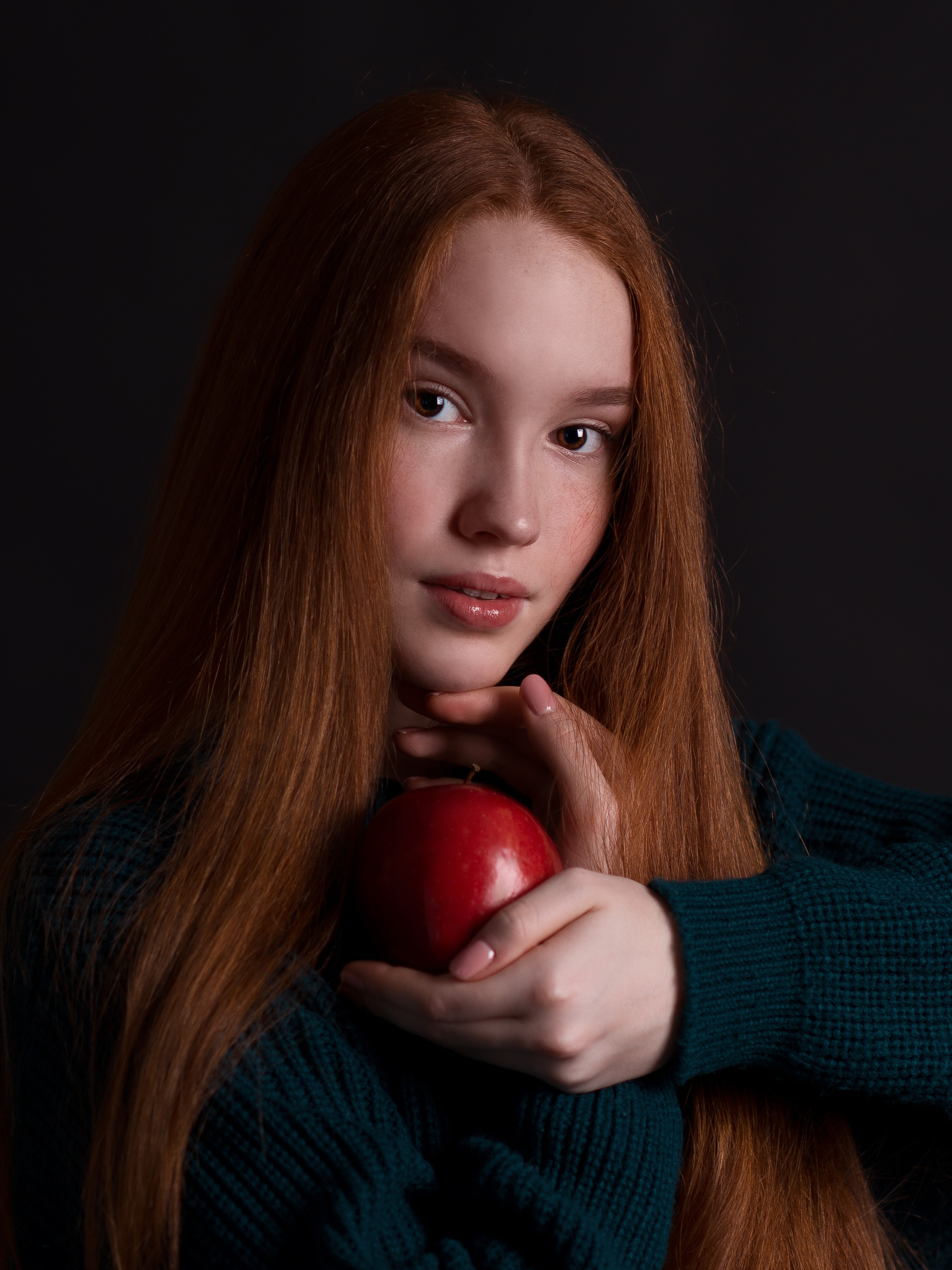 Фотосъемка последнего звонка выпускников школы в Севастополе. Фотограф Погребняк Александра. Уточнить, зарезервировать дату для фотосъемки +79788481042