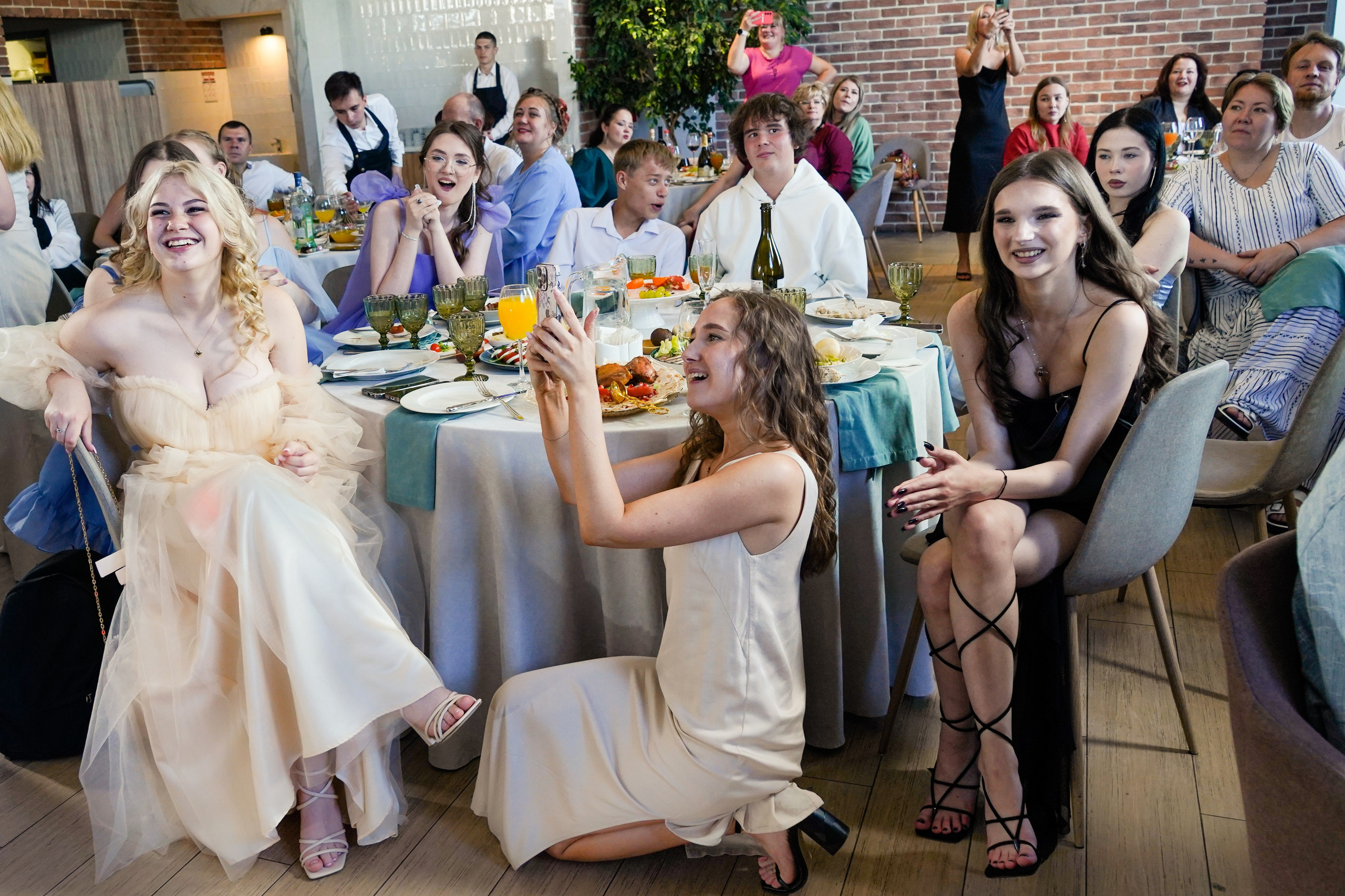 Выпускной вечер, гимназия № 40, 9 класс. Семейный и портретный фотограф в Екатеринбурге Анна Лобанова