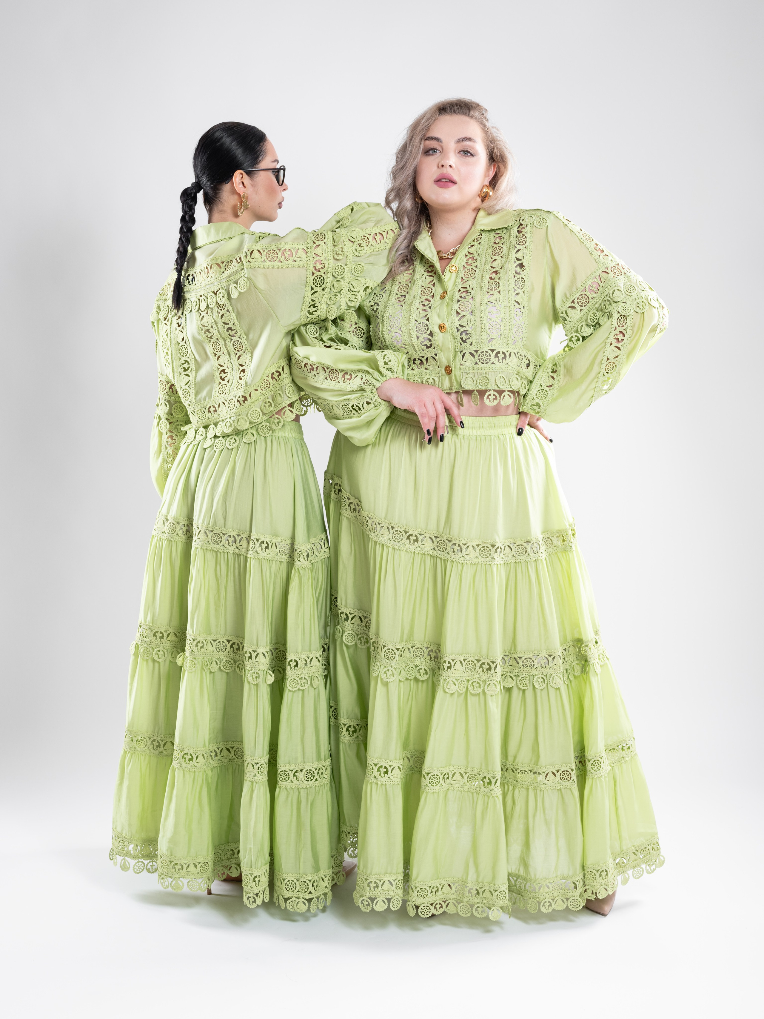 Платья и костюмы. Предметный фотограф, фото для маркетплейсов Пятигорск, КМВ