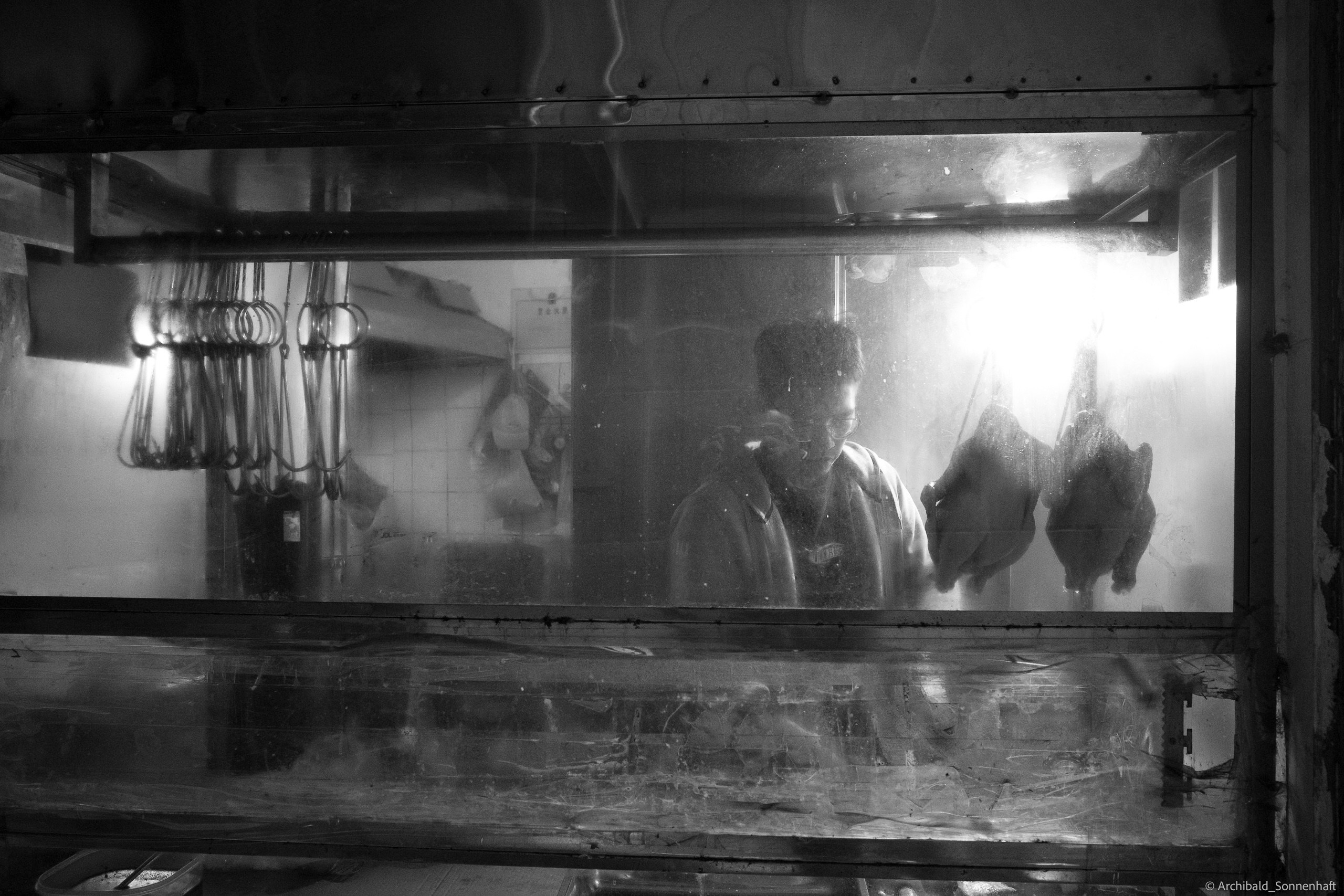 Shipai Urban Village. Photographer in Guangzhou, China. Archibald Sonnenhaft