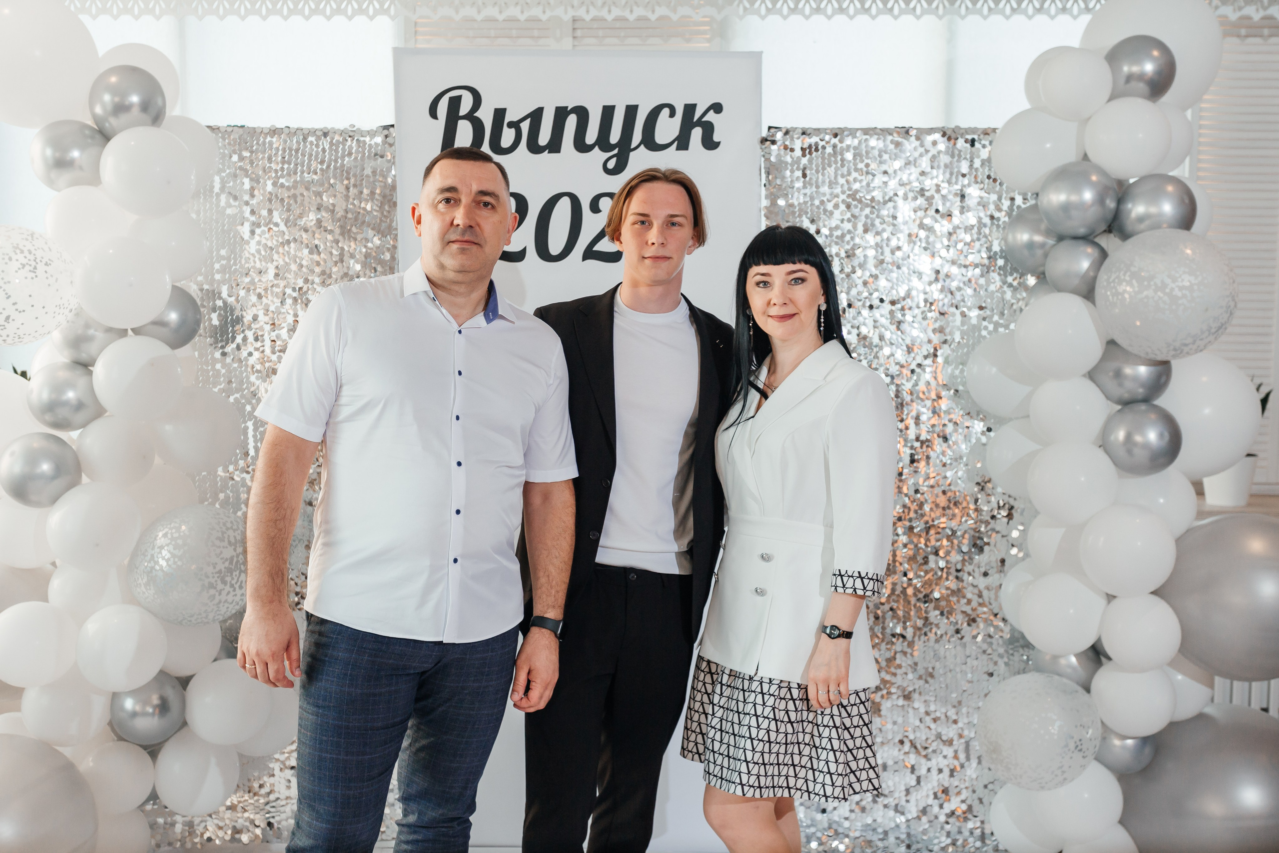 Выпускной 11 «А». Школа № 42. Свадебный фотограф в Краснодаре Николай Крауз