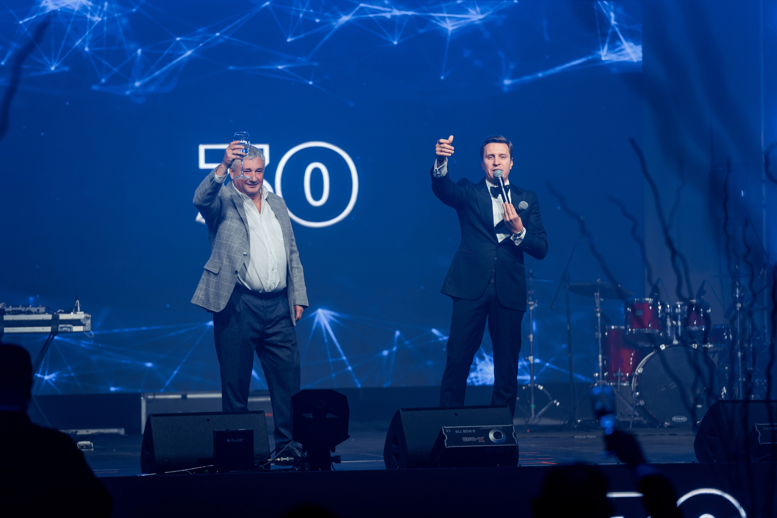 Юбилей компании «СЕРВИКО». Кадровик продакшн: Фото и видеосъемка форумов, конференций, масштабных событий в Иркутске