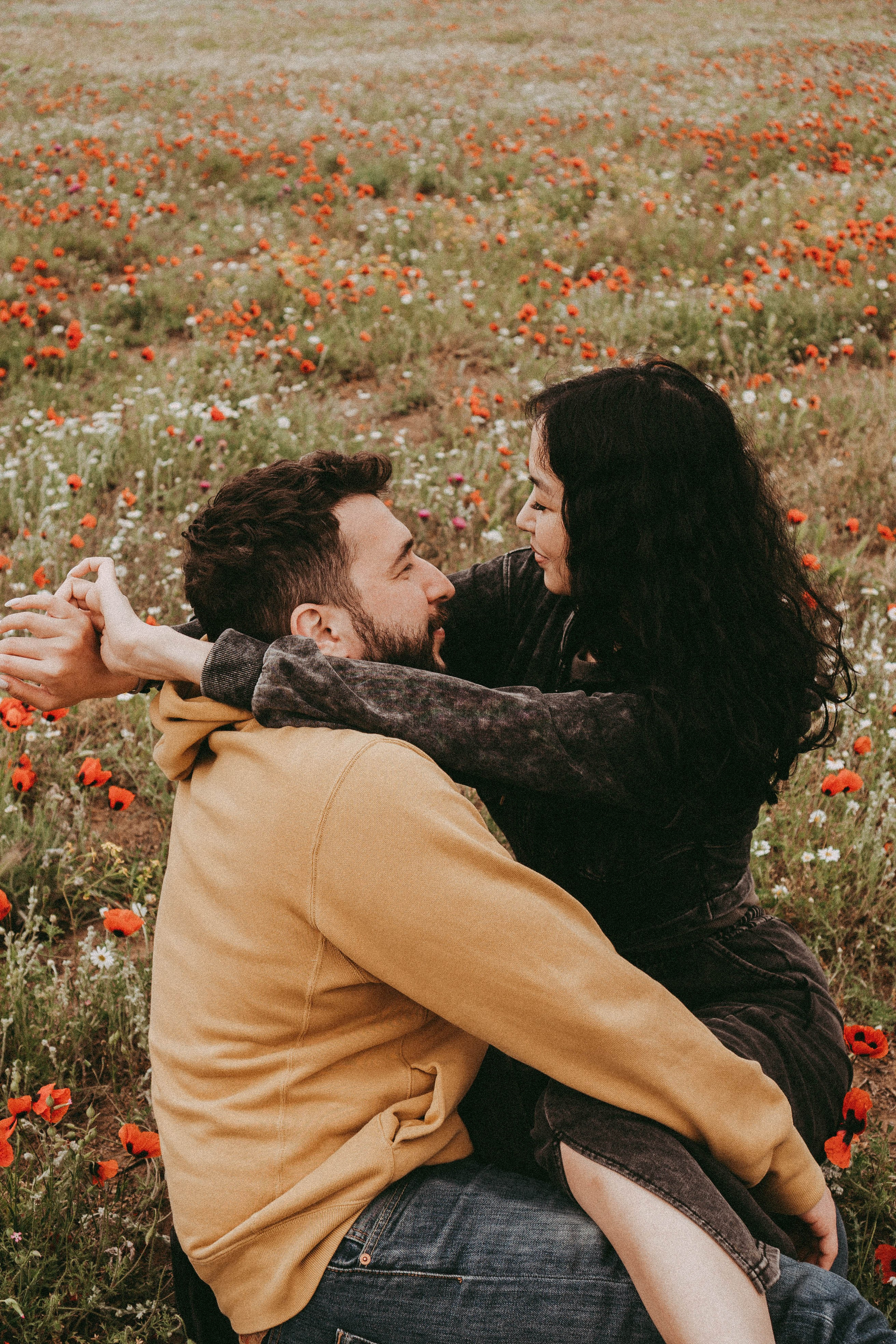 Любовь в маковом поле. Профессиональный фотограф, Санкт-Петербург — Виктория Богомолова