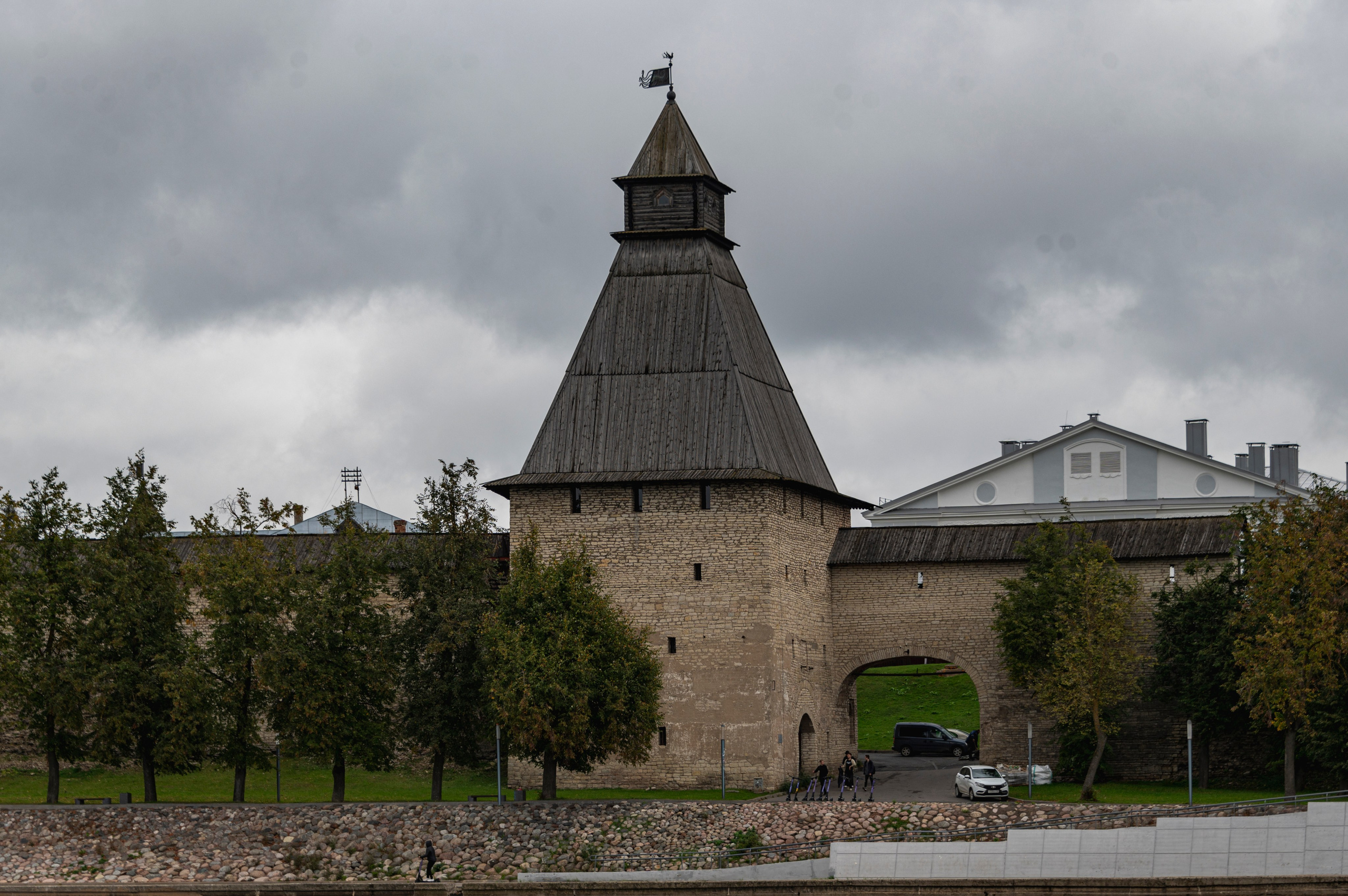 Псков. Октябрь 2023. Фотограф Роман Адлер