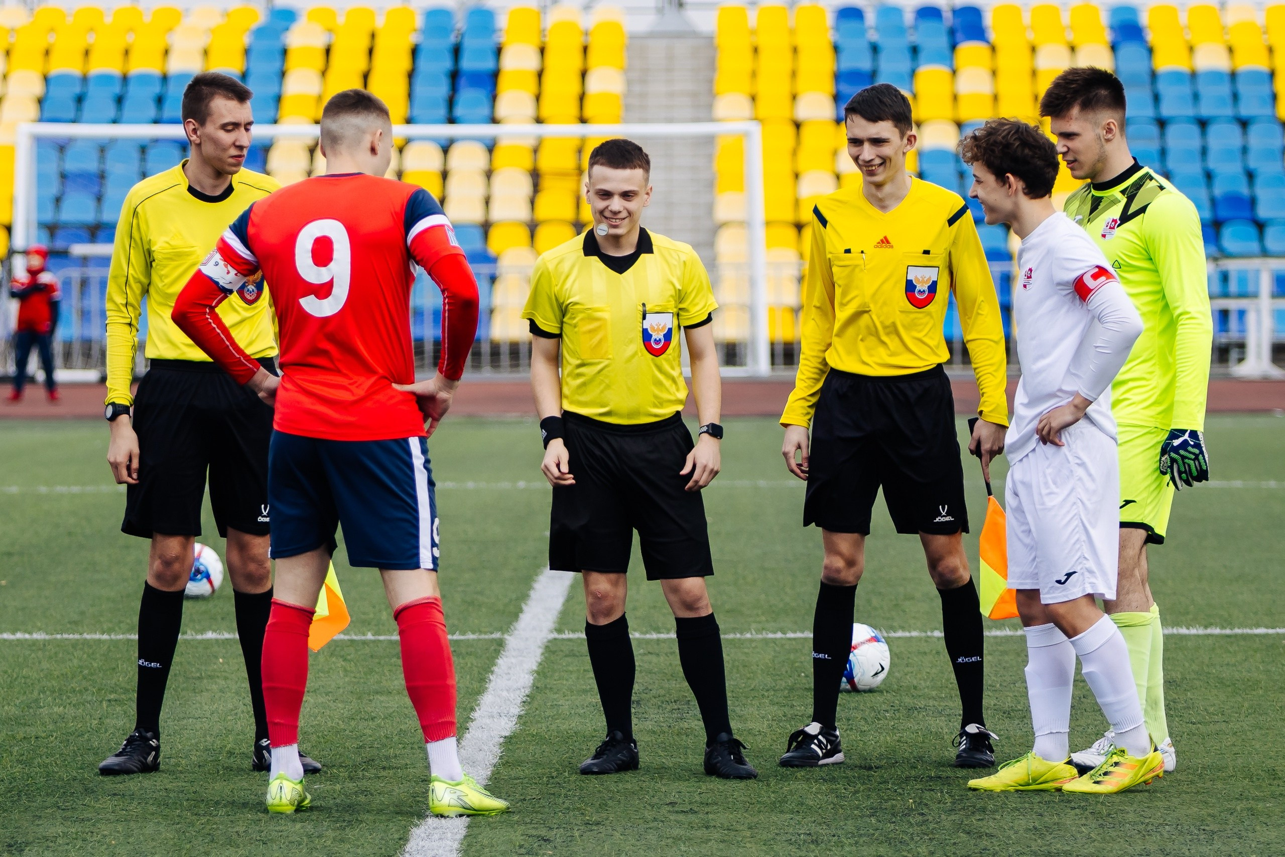 ФК «Металлург-Магнитогорск» vs ФК «ОСШ-Челябинск-М» // 05.04.25. Денис Прохоров Фотограф в г. Магнитогорск
