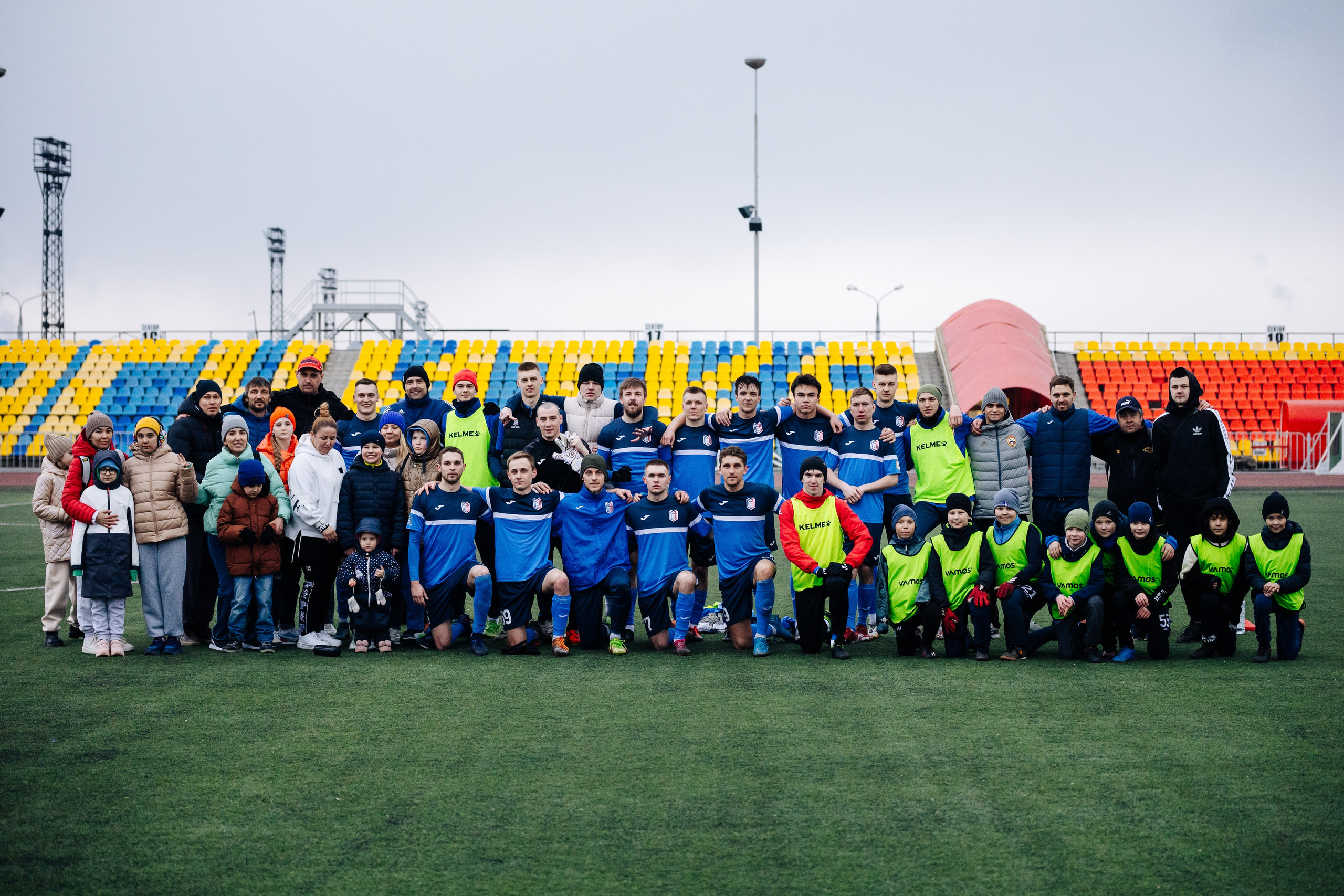 ФК Металлург — ФК Шахтер // 06.04.24. Денис Прохоров Фотограф в г. Магнитогорск