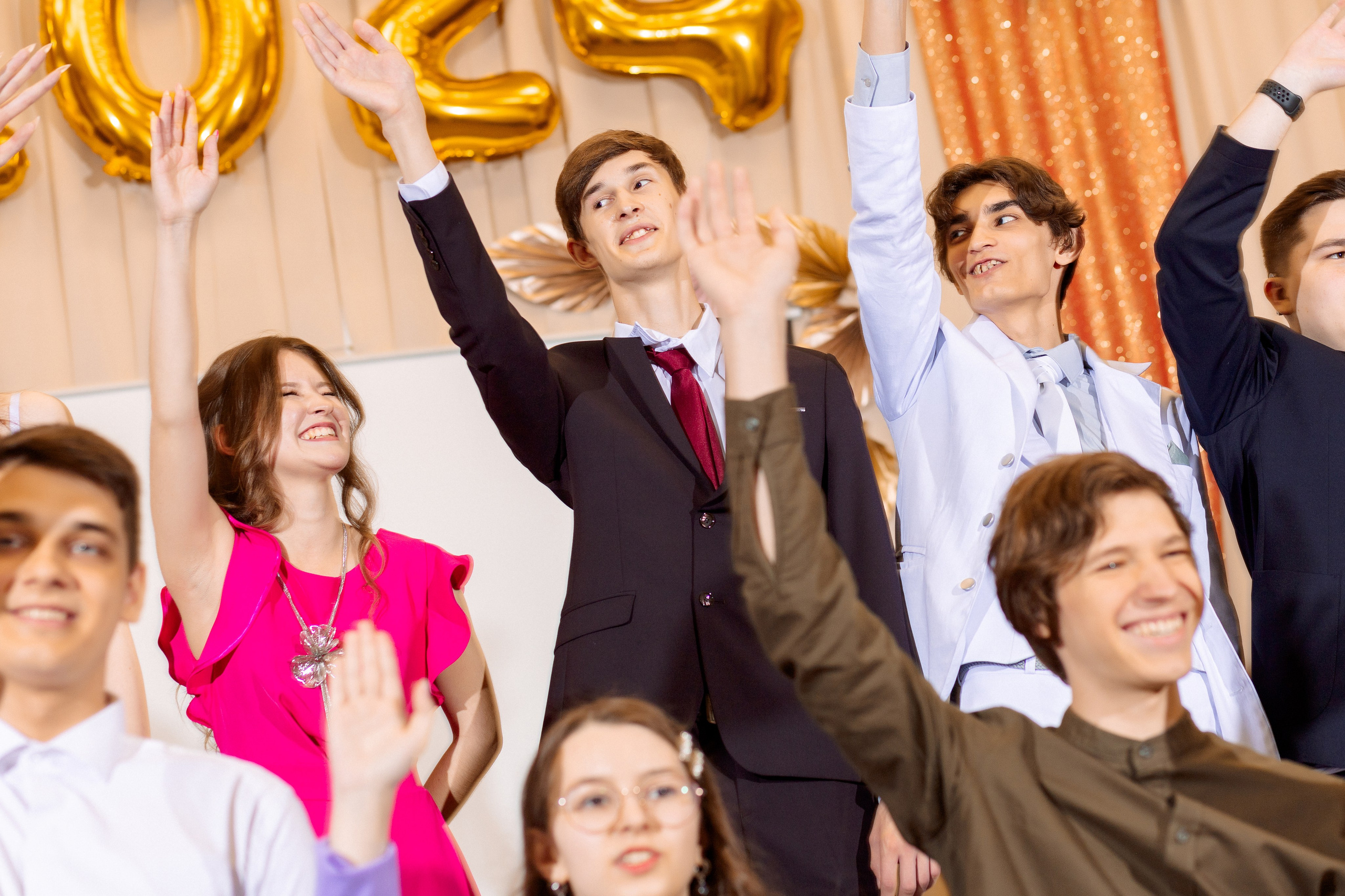 ВРУЧЕНИЕ АТТЕСТАТОВ: Пример. Все фото. Профессиональный фотограф в Ижевске Леша Петров