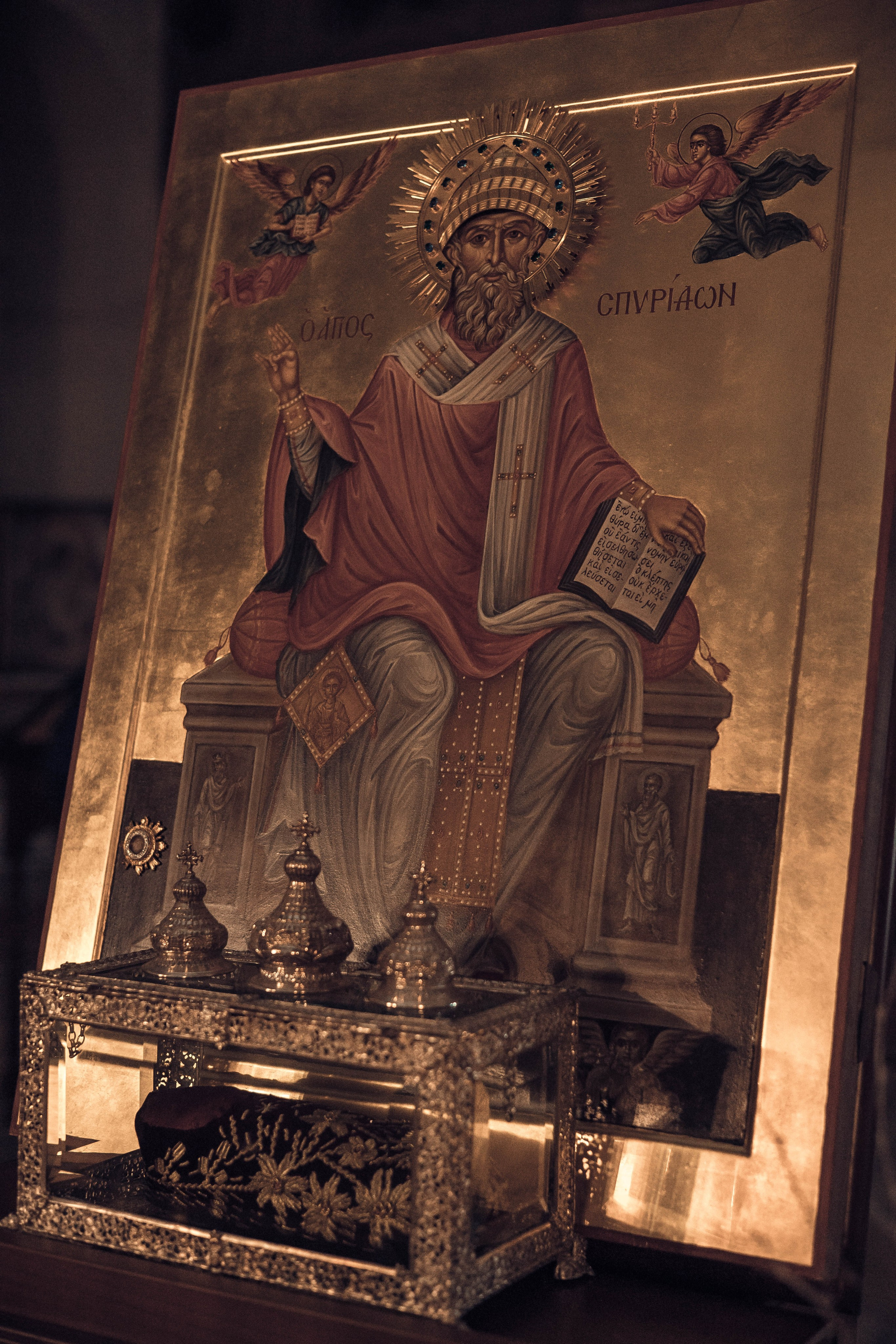 Храм Воскресения Словущего в Барашах.Всенощное накануне дня памяти Спиридона Тримифунтского. Артеменкова Анна Фотограф