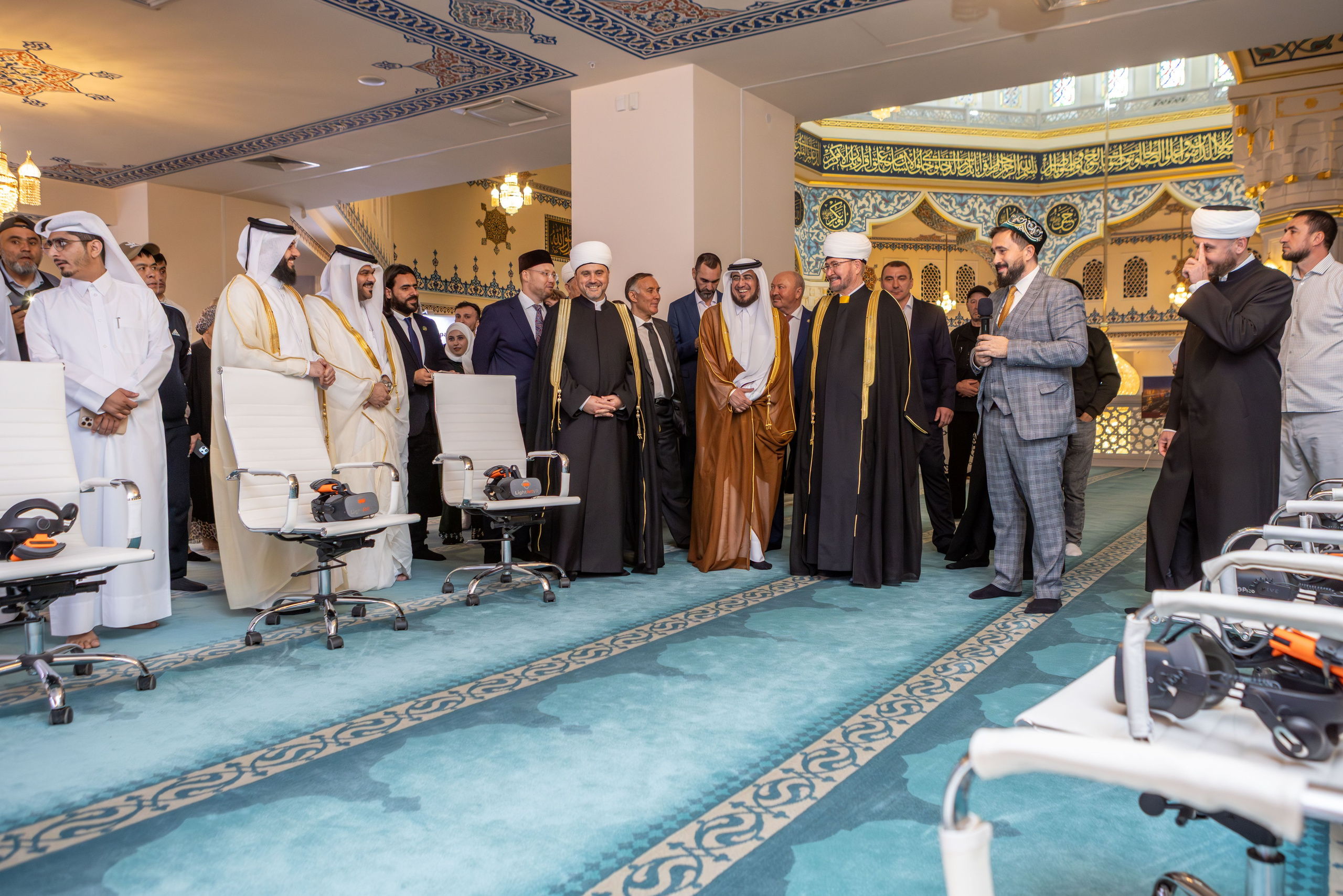 Открытие выставки Мир Корана. Рекламный, предметный, репортажный, семейный фотограф и художник в Москве