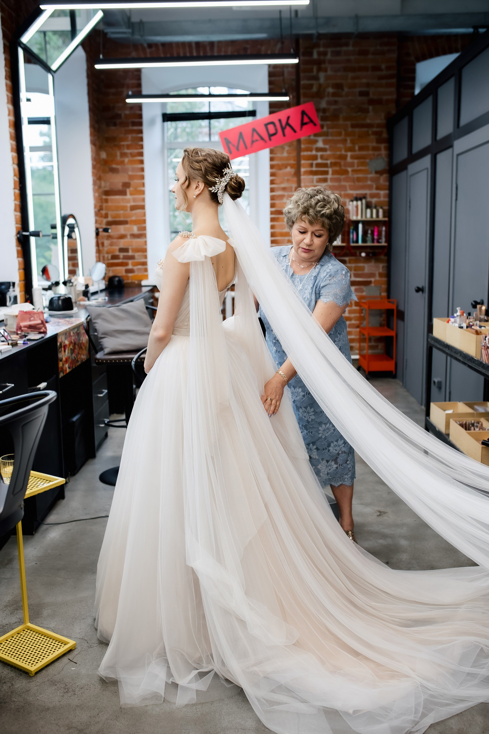 Степан и Ульяна. Утро. Загс. Прогулка. Дождь и солнце. Свадебный фотограф в Хабаровске