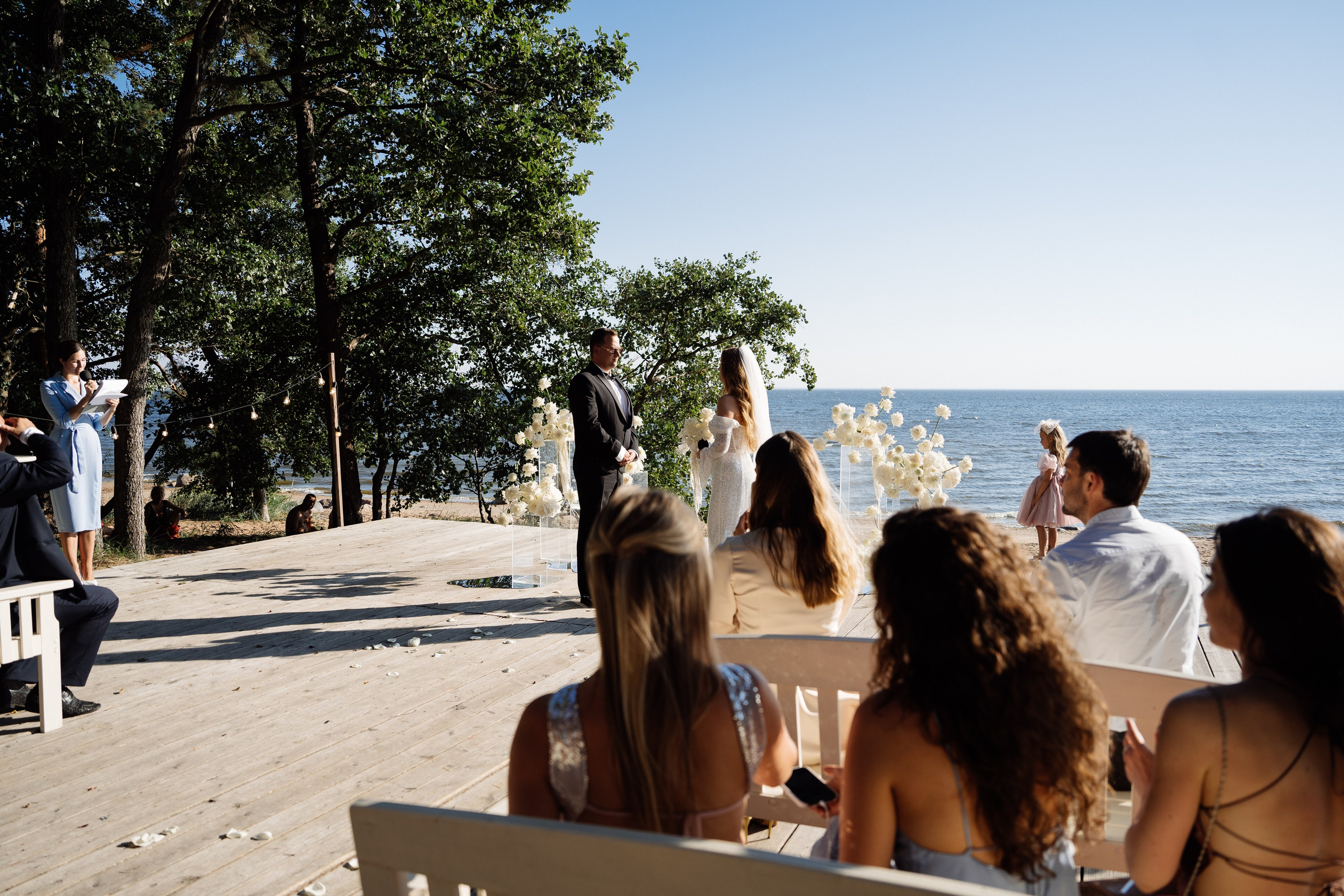 Свадьба в русской рыбалке. Свадебный фотограф организатор в Санкт-Петербурге Ассоль Опарина