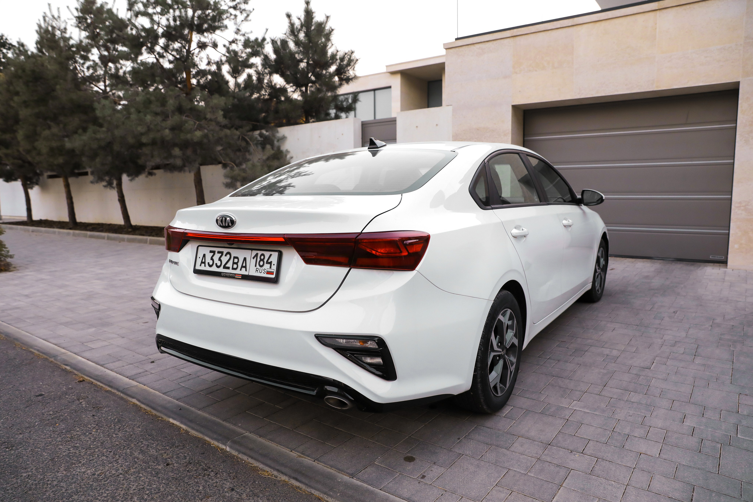 АВТО. Photographer Viktoriya Markushina «My world throug»