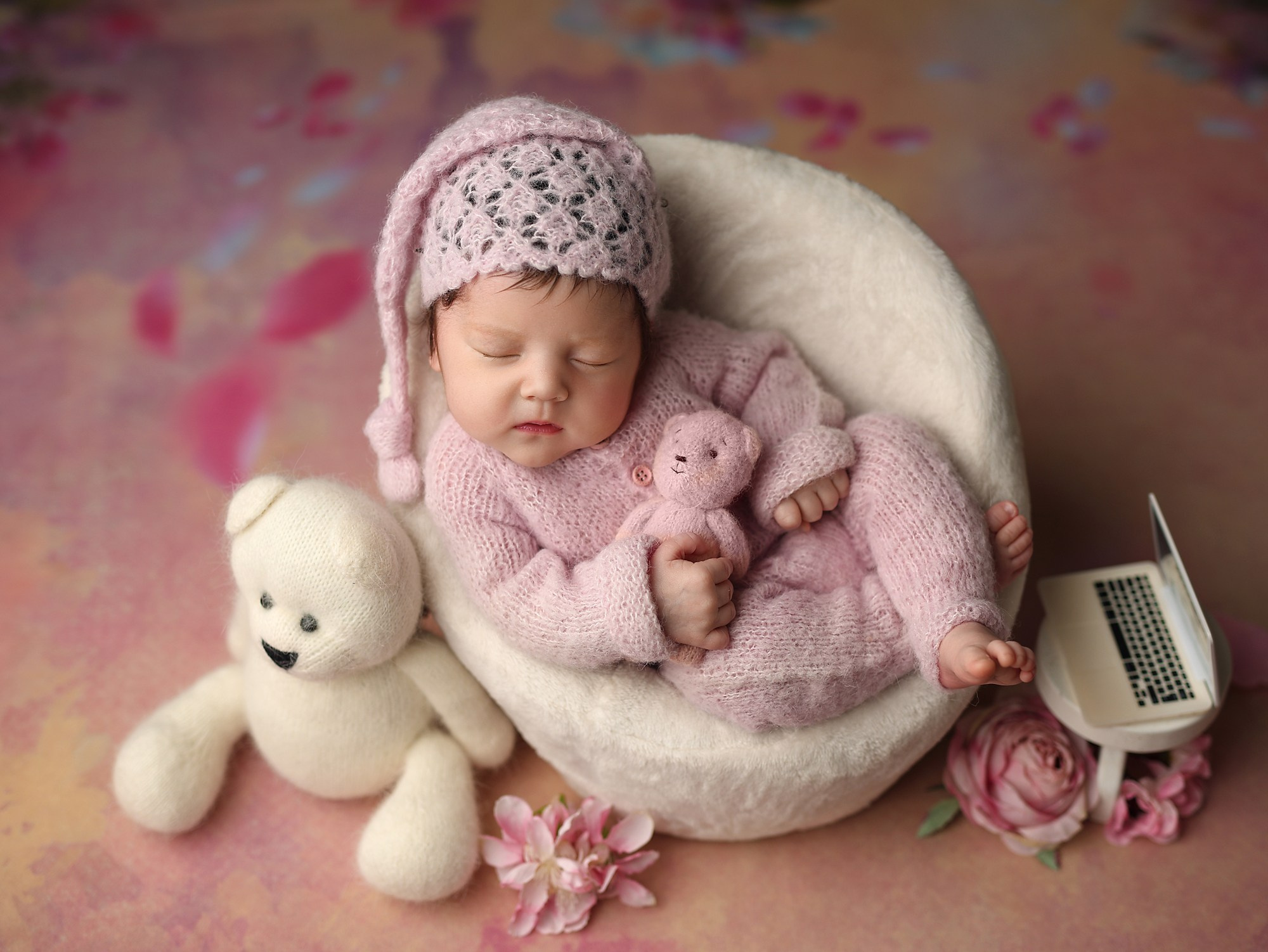 Newborn. Фотограф новорождённых в Казани Нейля Гильмутдинова ньюборн