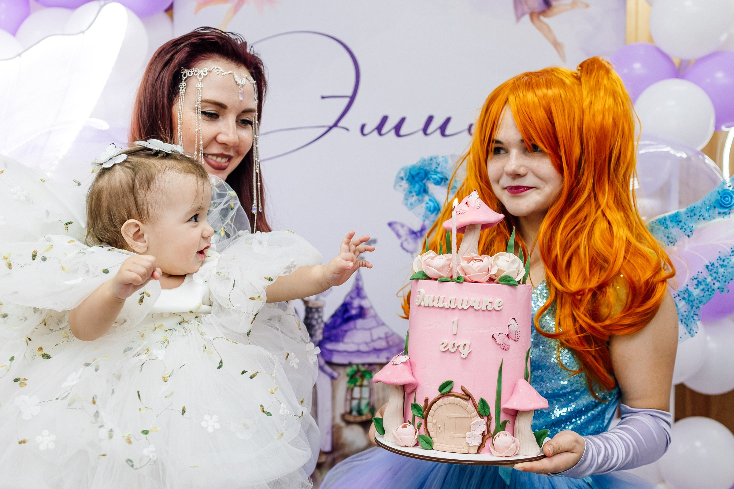 Эмилии 1 год. Семейный фотограф в Волгодонске Краченцева Анна