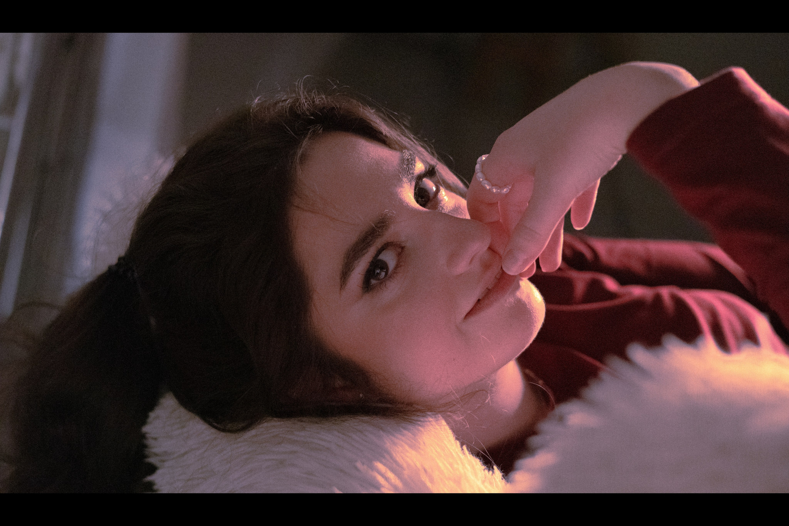 Марго. Фотограф Julia Milton | Портреты, съемки для маркетплейсов, лавстори, съёмка беременности в Санкт-Петербурге. Обучение фотографии в Спб очно