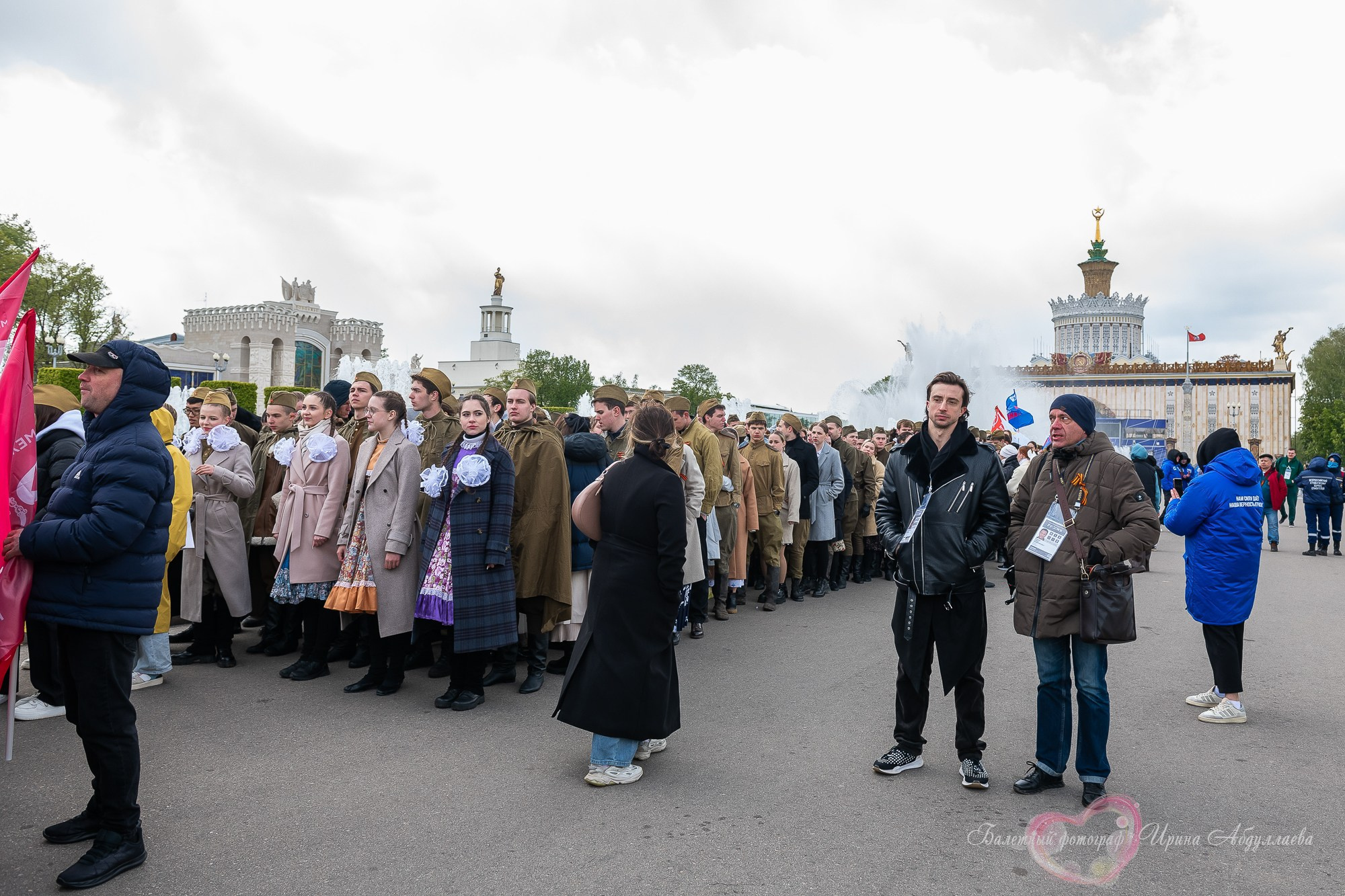Флешмоб 9 мая Вальс победы ВДНХ