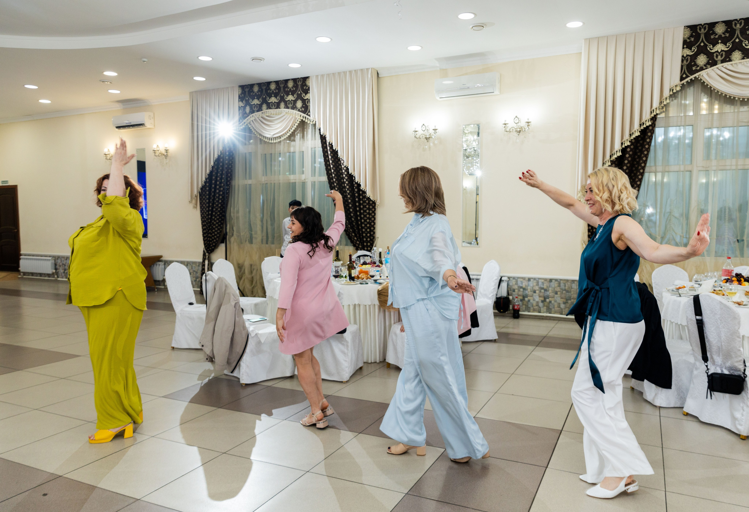 Школа № 10. Выпускной, 11 «А» класс