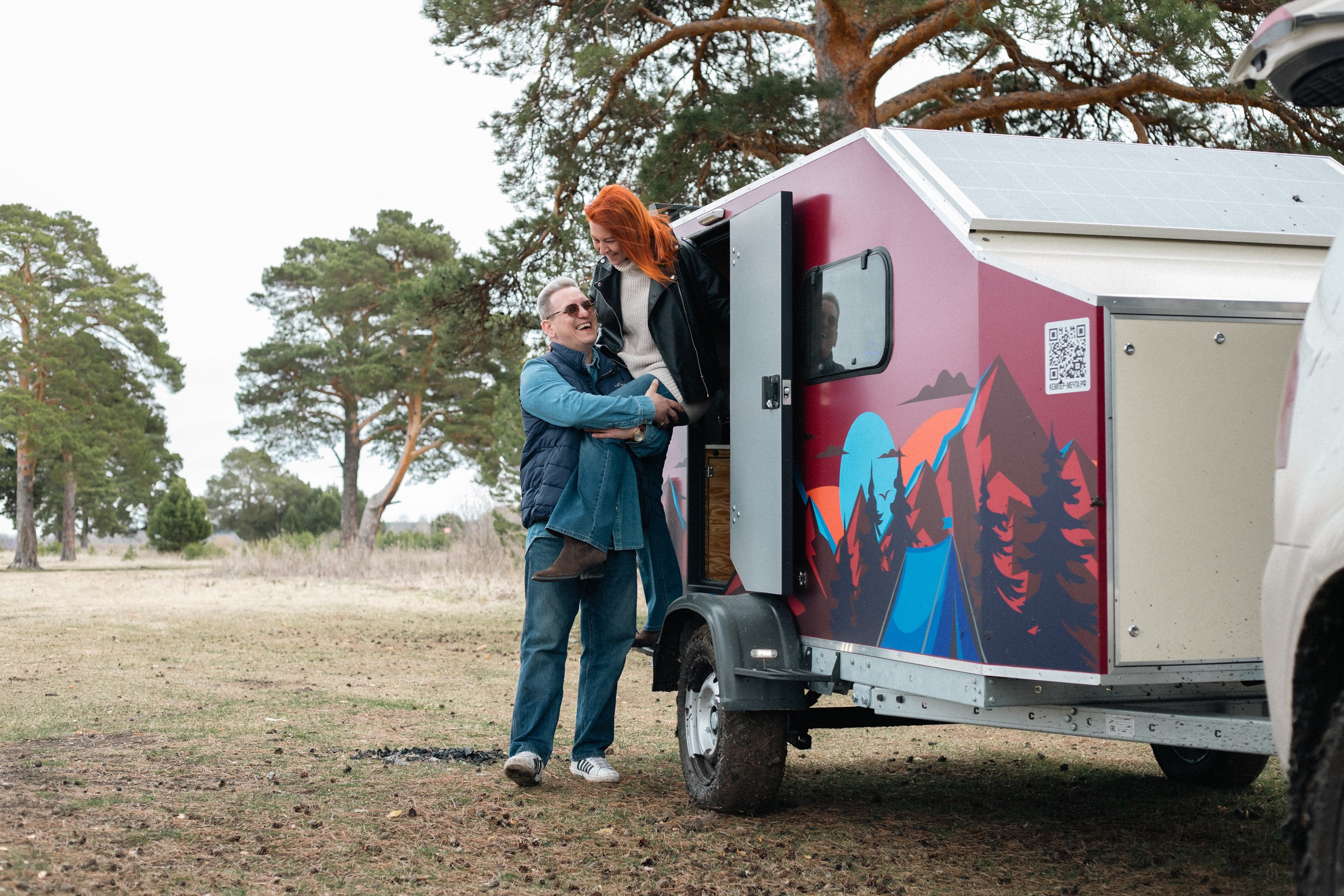 Love story camper. Фотограф в Тюмени Даша Михнова. Портреты, фотопроекты, фотодни