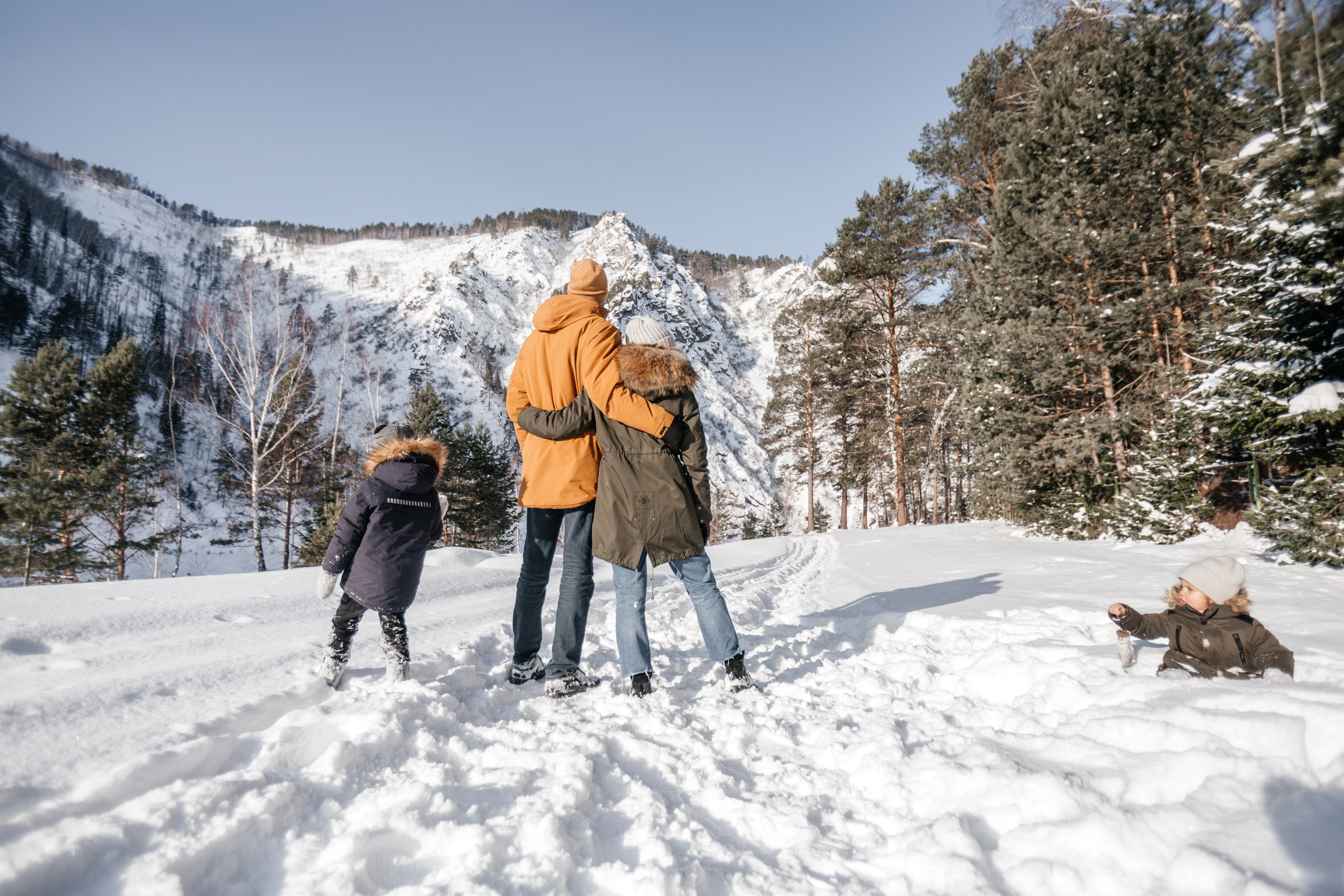 Зимние забавы. Фотограф Красноярск Рукосуева Катерина