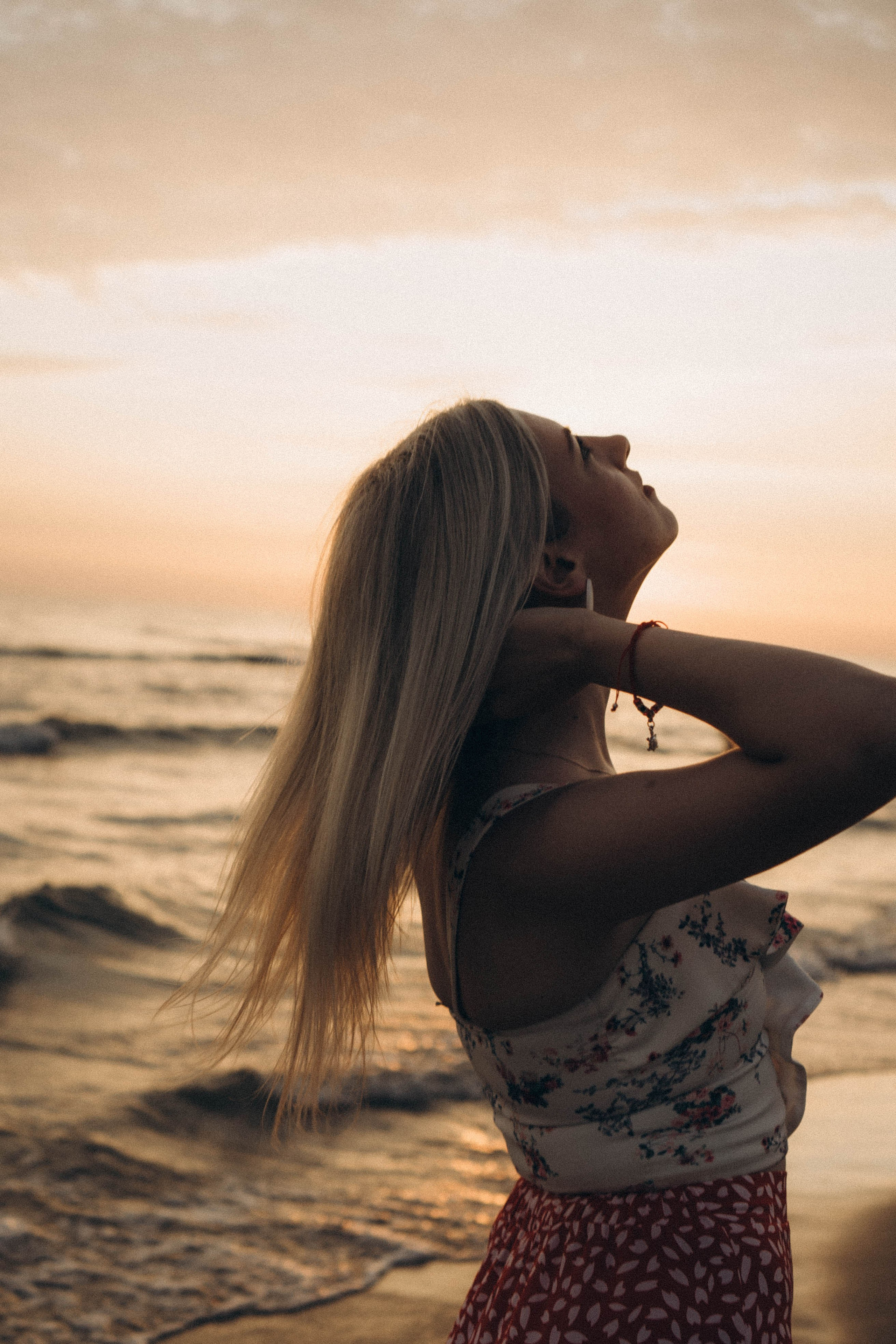 Июльский вечер на берегу черного моря. Профессиональный фотограф, Санкт-Петербург — Виктория Богомолова