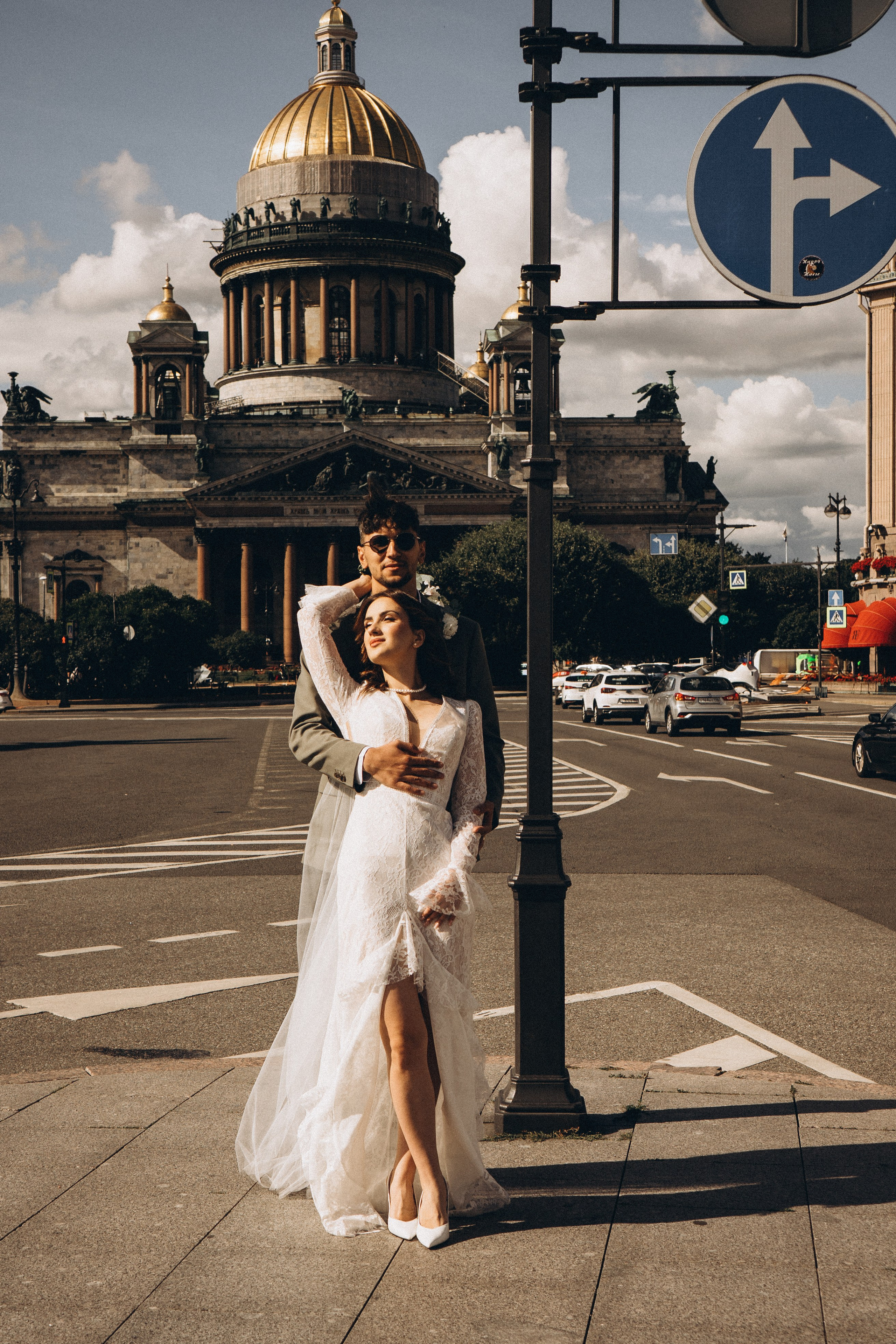 СВАДЕБНАЯ ПРОГУЛКА ВОЗЕ ИСАИКЕВСКОГО СОБОРА АСТОРИИ И ЗАКОНОДАЛЕТНОГО СОБРАНИЯ. Профессиональный фотограф, Санкт-Петербург — Виктория Богомолова