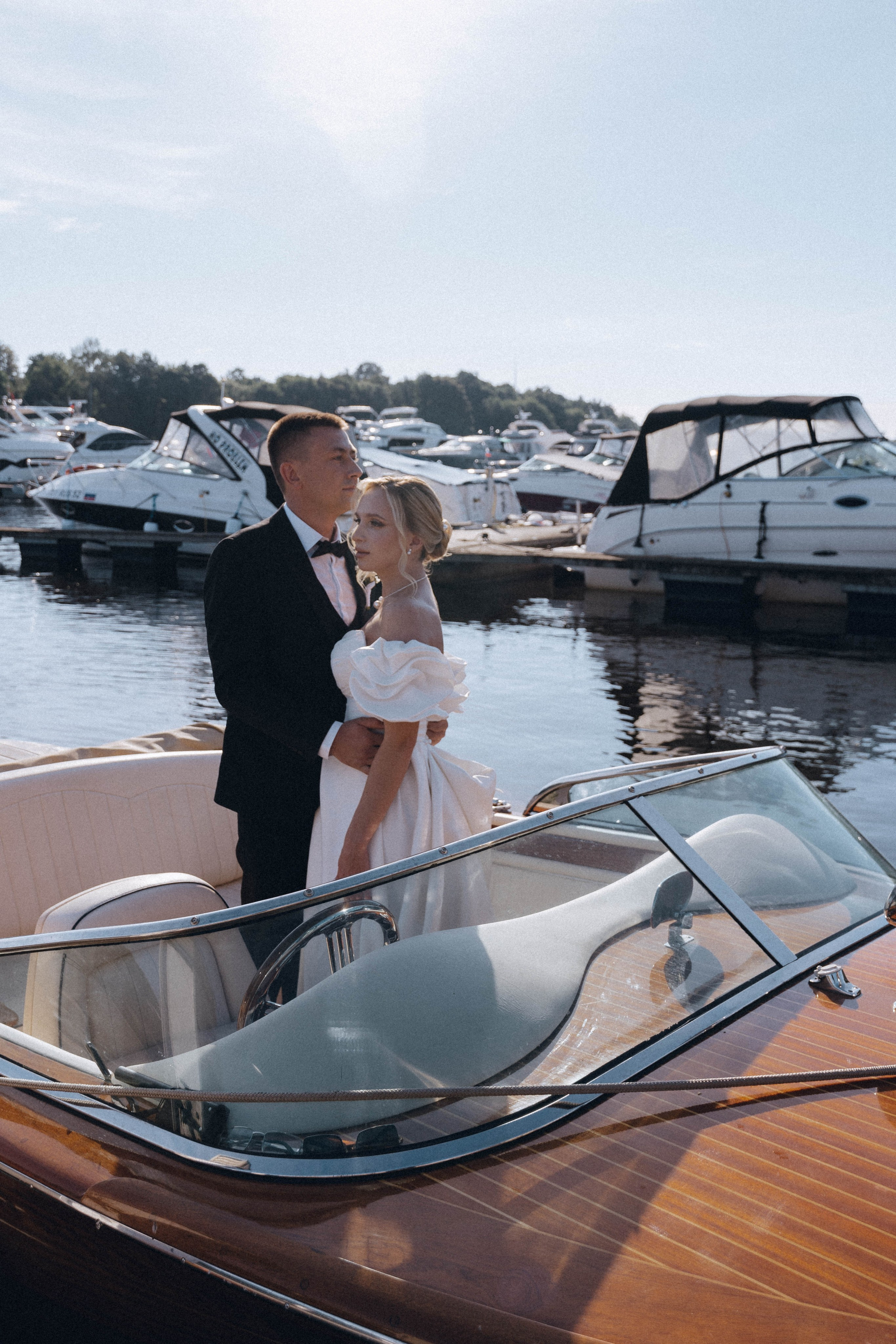 СВАДЕНБНАЯ СЬЕМКА НА КАТЕРЕ ПО КАНАЛАМ САНКТ-ПЕТЕРБУРГА И В АКВАТОРИИ НЕВЫ. Профессиональный фотограф, Санкт-Петербург — Виктория Богомолова