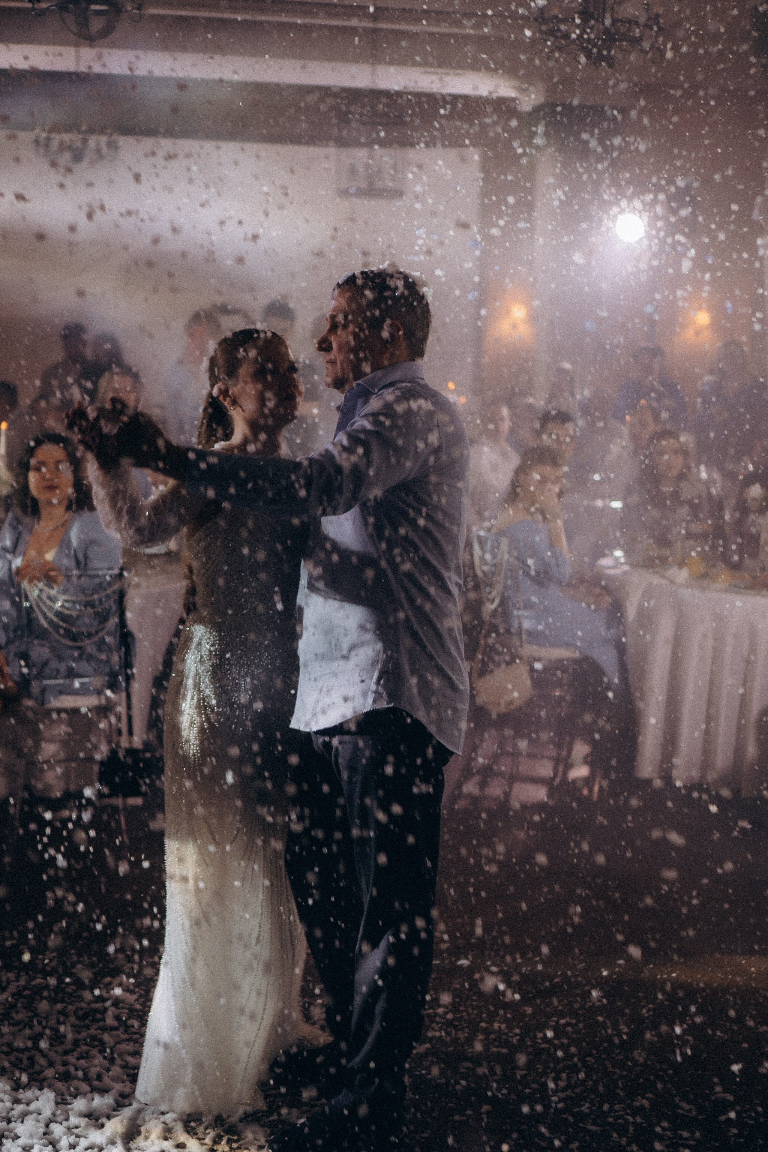 СВАДЕБНАЯ СЬЕМКА СБОРОВ В ОТЕЛЕ И ВЫЕЗД НА ЦЕРЕМОНИЮ (СНЯТО В СИБИРЕ В НИЖНЕВАРТОВСКЕ). Профессиональный фотограф, Санкт-Петербург — Виктория Богомолова