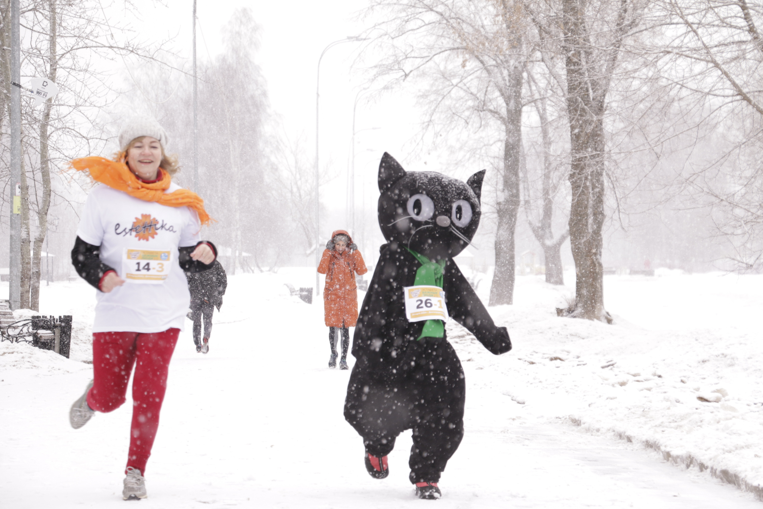 Эстафета, пробег, легкоатлетический пробег, важные люди, люди, дети, с. Мария Ткаченко. Документальная фотография