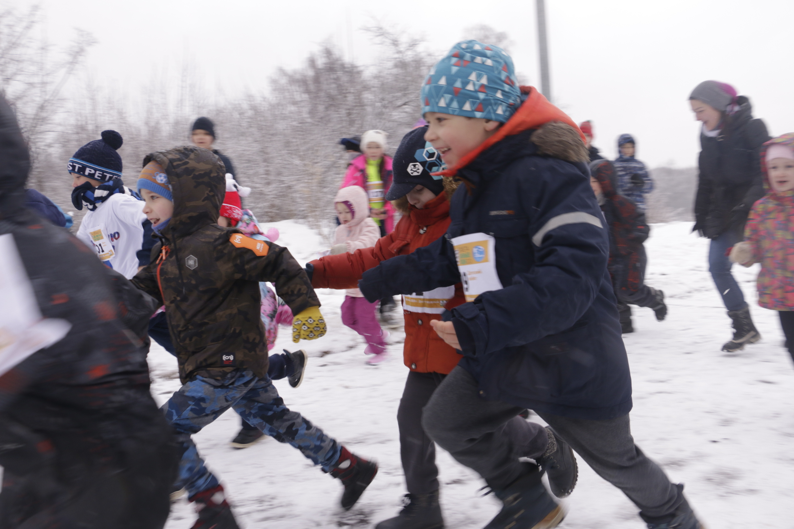 Эстафета, пробег, легкоатлетический пробег, важные люди, люди, дети, с. Мария Ткаченко. Документальная фотография