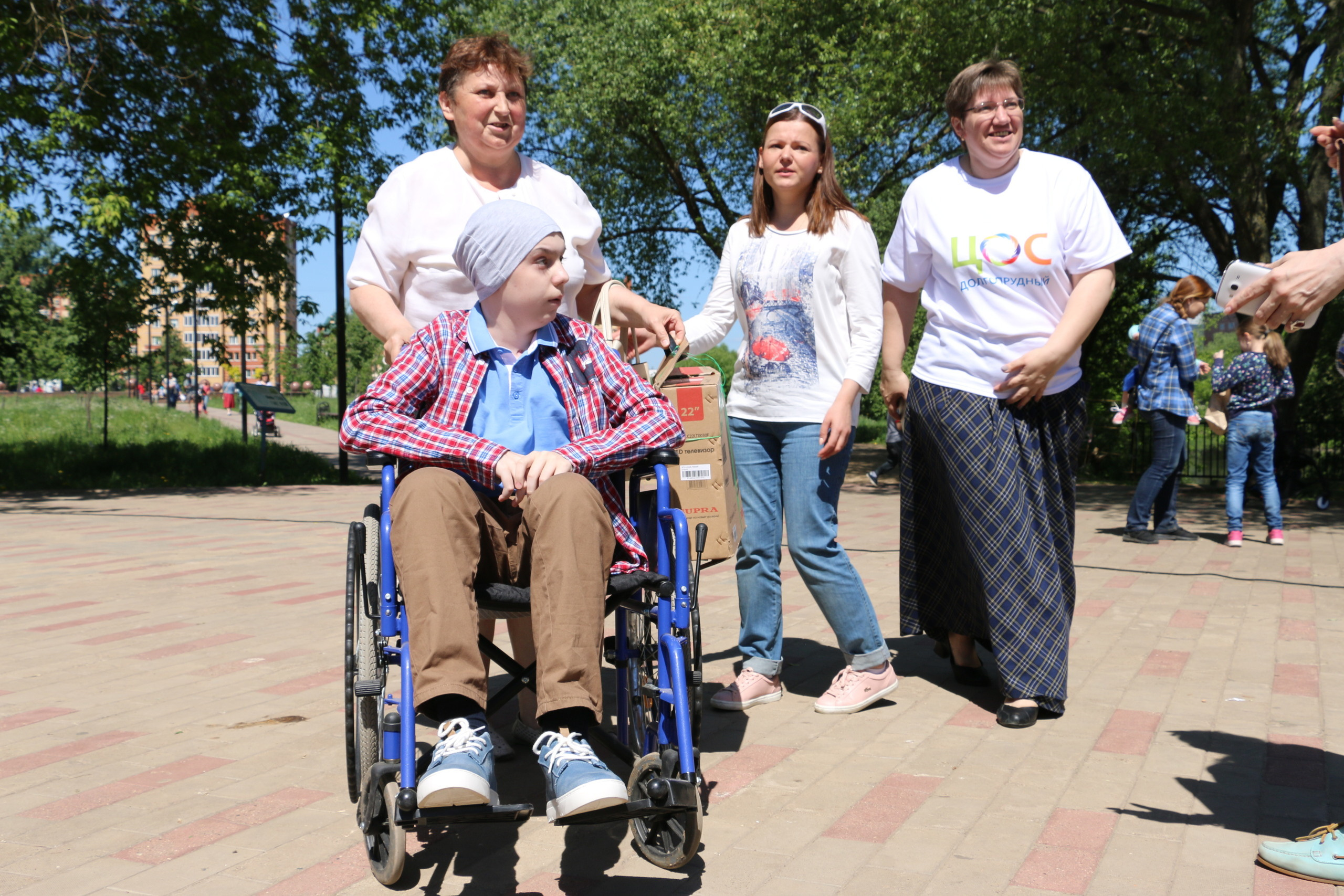 Благотворительная акция, сбор макулатуры, благотворительность, сбор ср. Мария Ткаченко. Документальная фотография