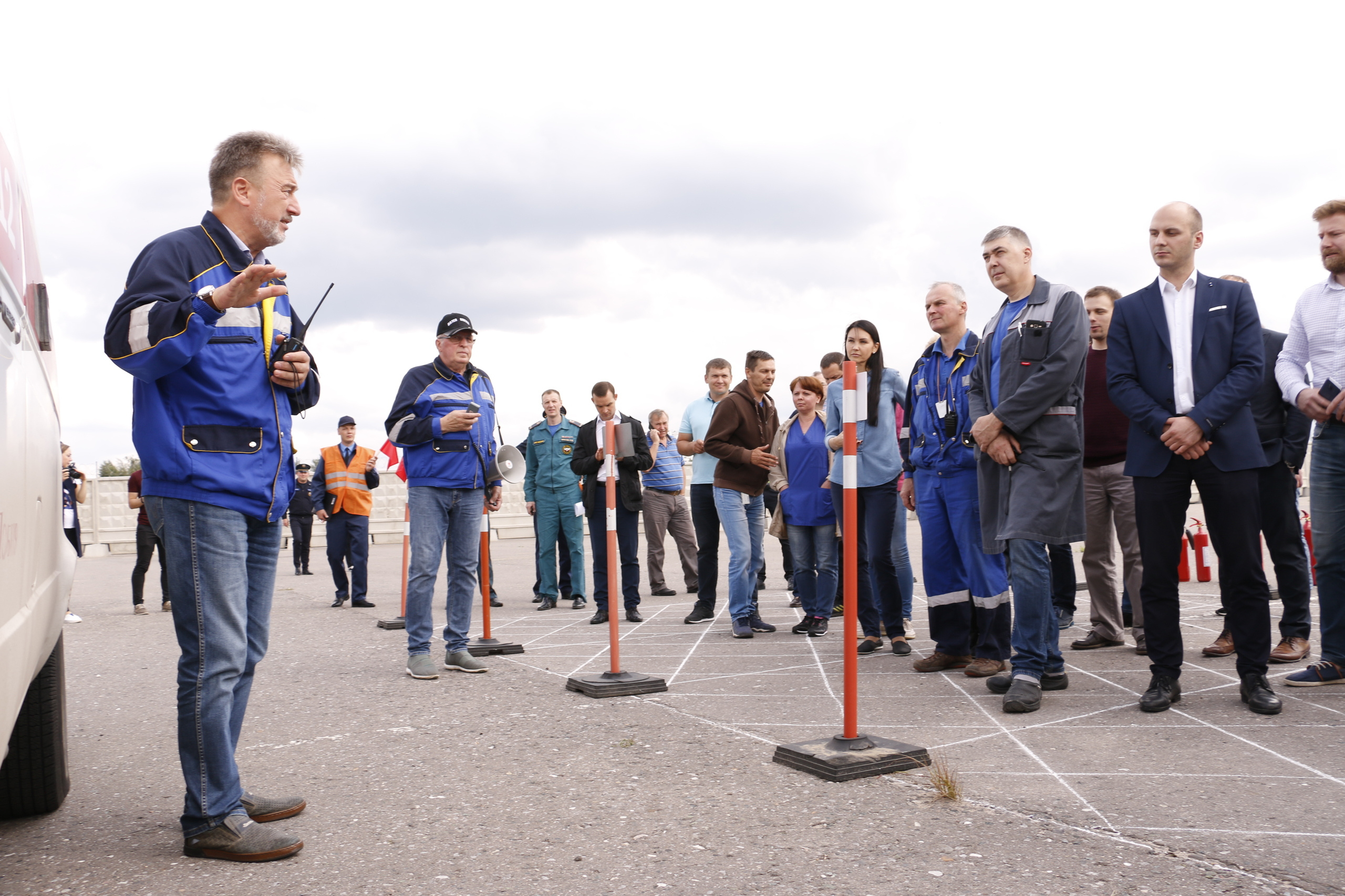 Спасательная операция, учения, служба спасения, мчс в работе, служба с. Мария Ткаченко. Документальная фотография