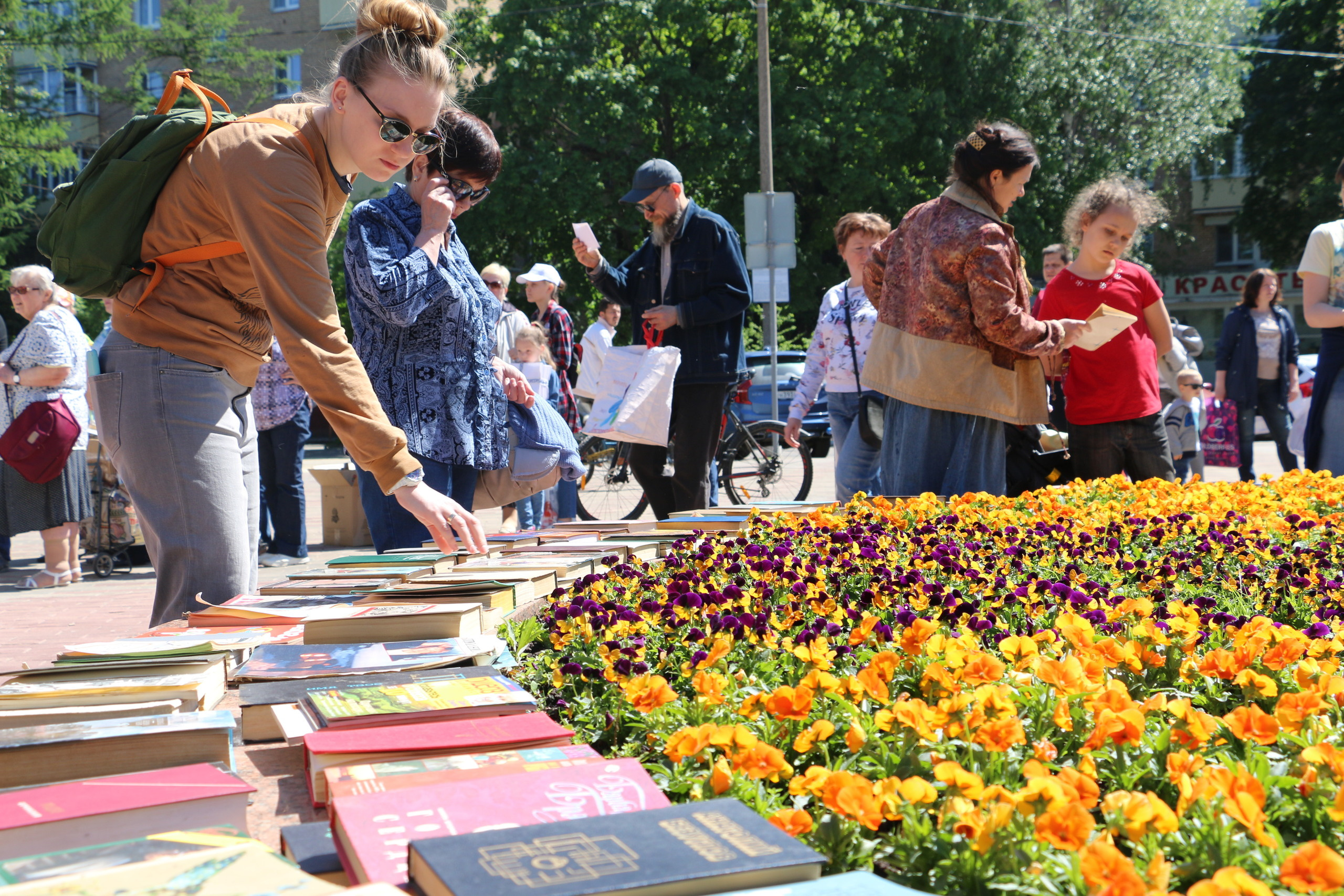Благотворительная акция, сбор макулатуры, благотворительность, сбор ср. Мария Ткаченко. Документальная фотография