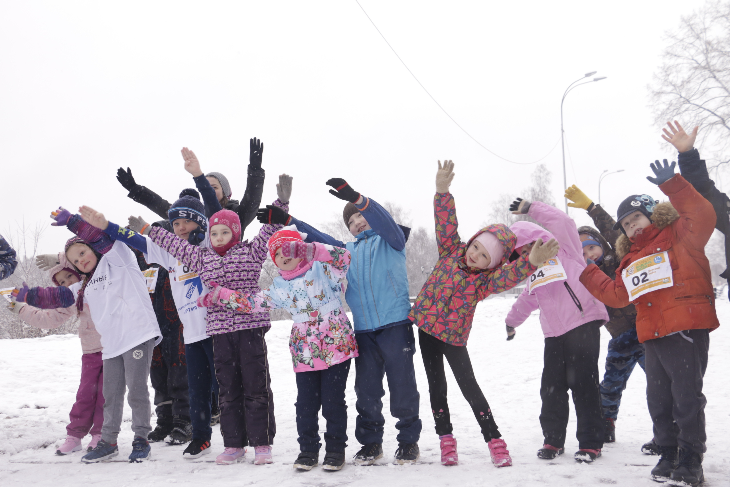 Эстафета, пробег, легкоатлетический пробег, важные люди, люди, дети, с. Мария Ткаченко. Документальная фотография