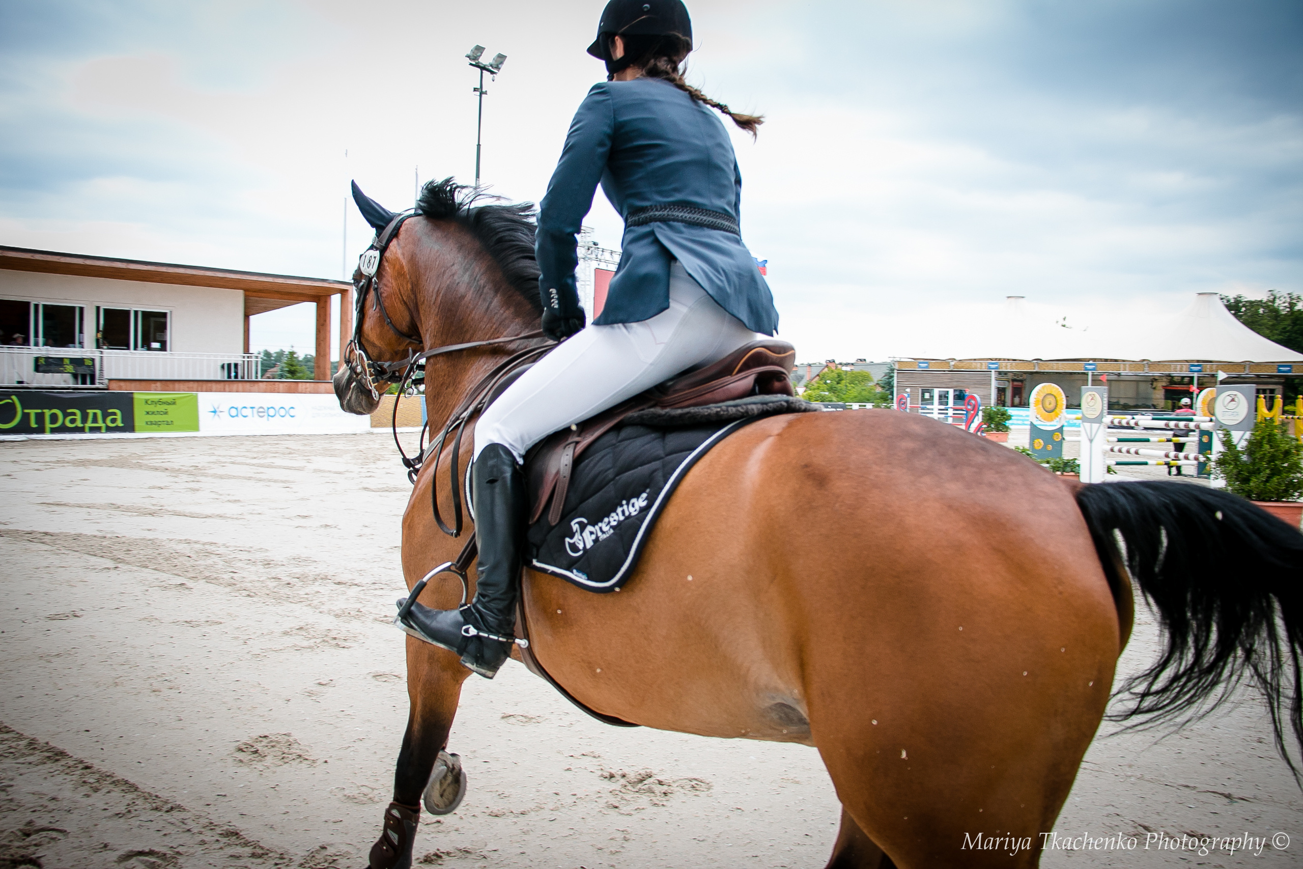 Конные соревнования, конкур, перепрыжка, фотосъмка лошадей, кони, конн. Мария Ткаченко. Документальная фотография