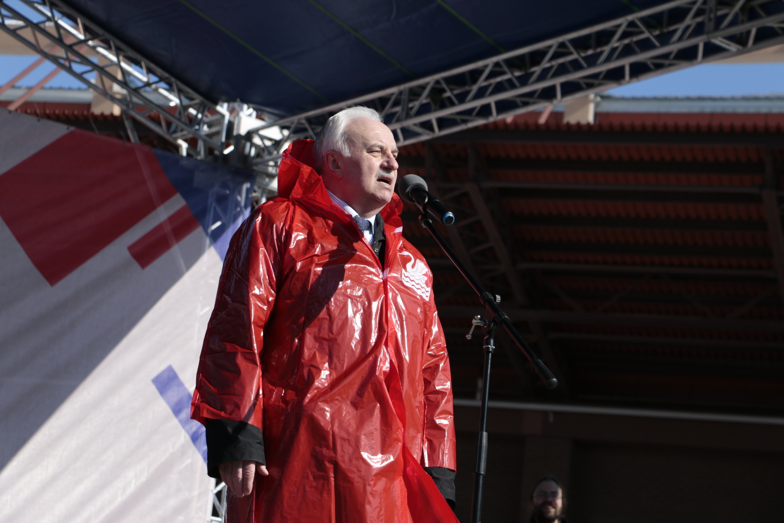 Россия, патриотизм, патриотическая акция, фоторепортаж со стадиона, кр. Мария Ткаченко. Документальная фотография