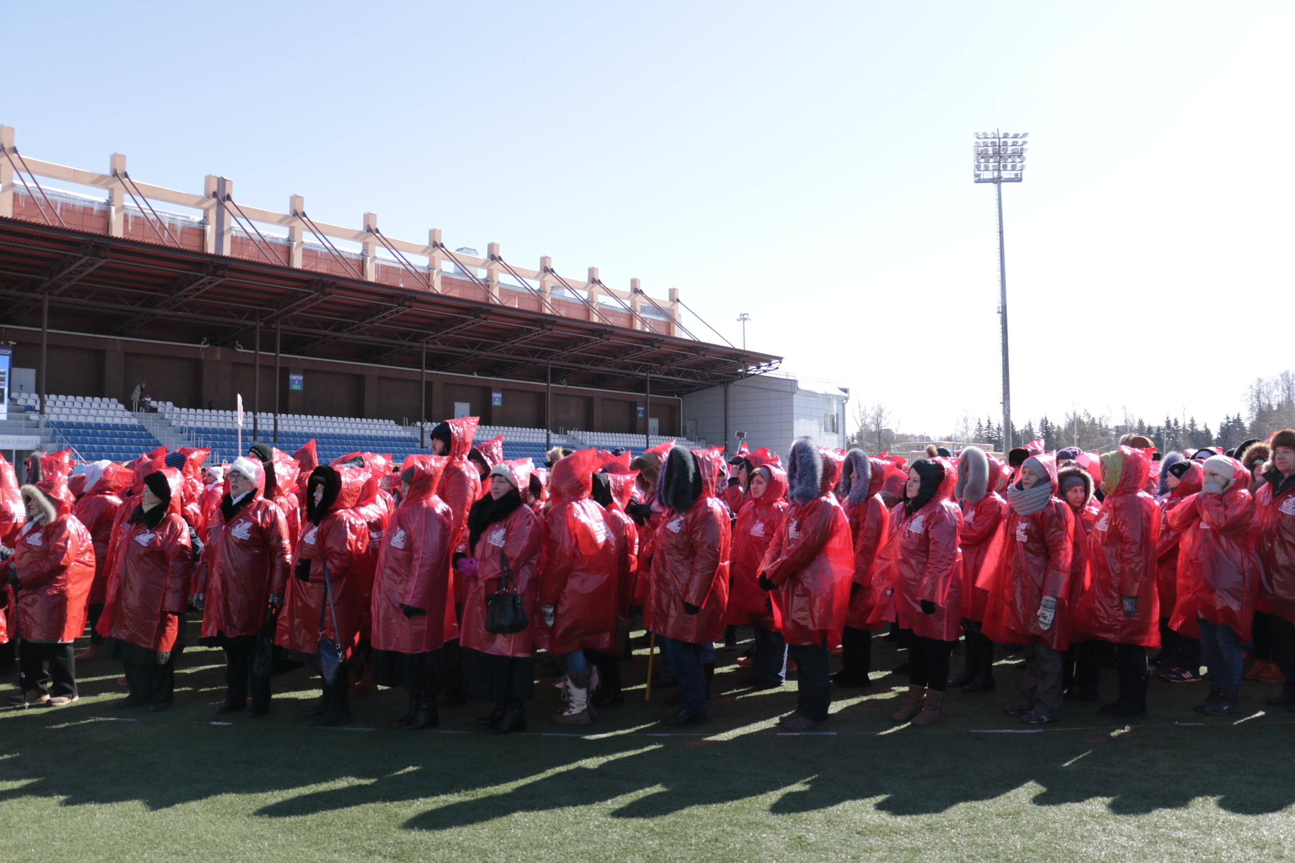 Россия, патриотизм, патриотическая акция, фоторепортаж со стадиона, кр. Мария Ткаченко. Документальная фотография