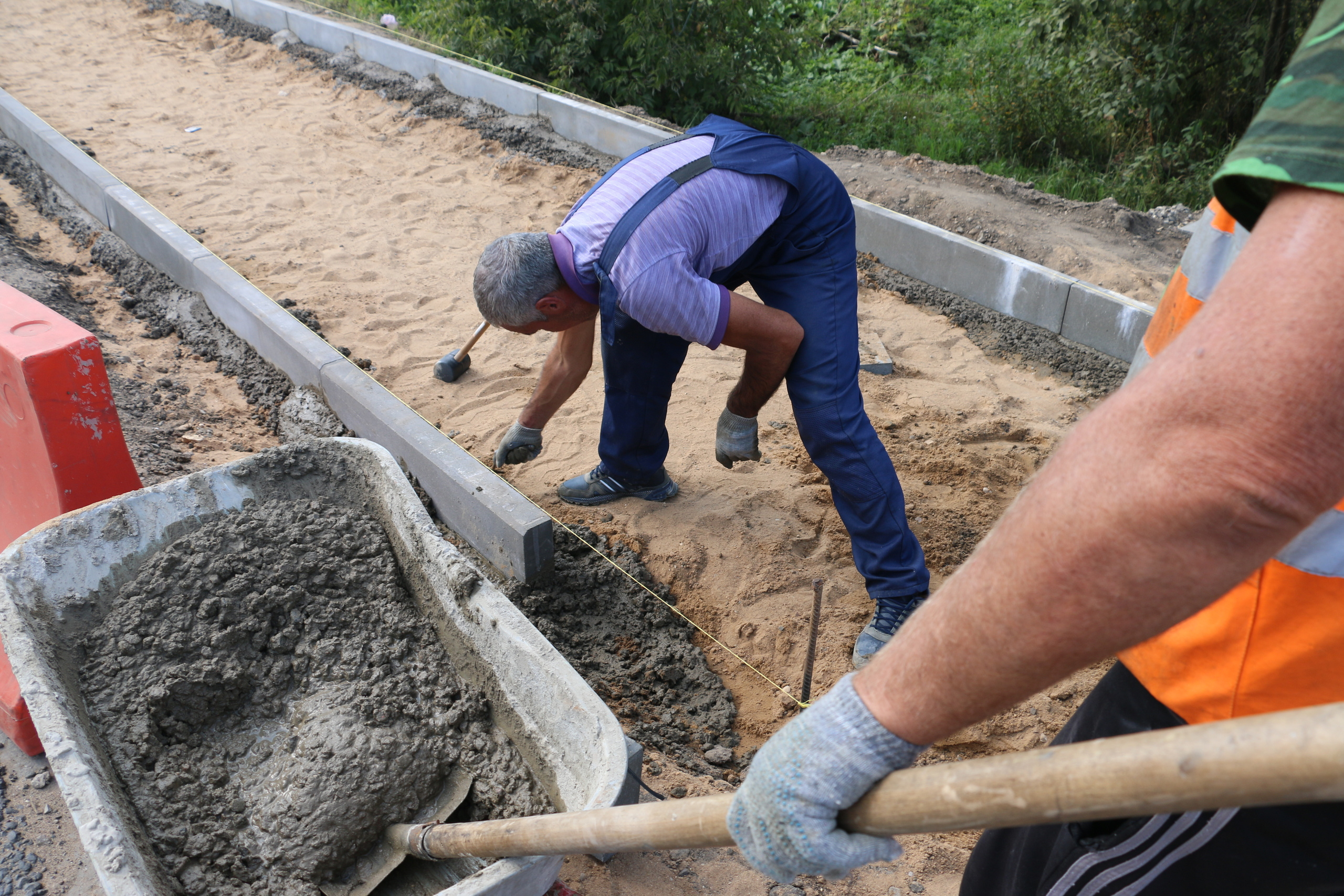 Благоустройство, строительство, дороги, экология, посадка деревьев, ас. Мария Ткаченко. Документальная фотография