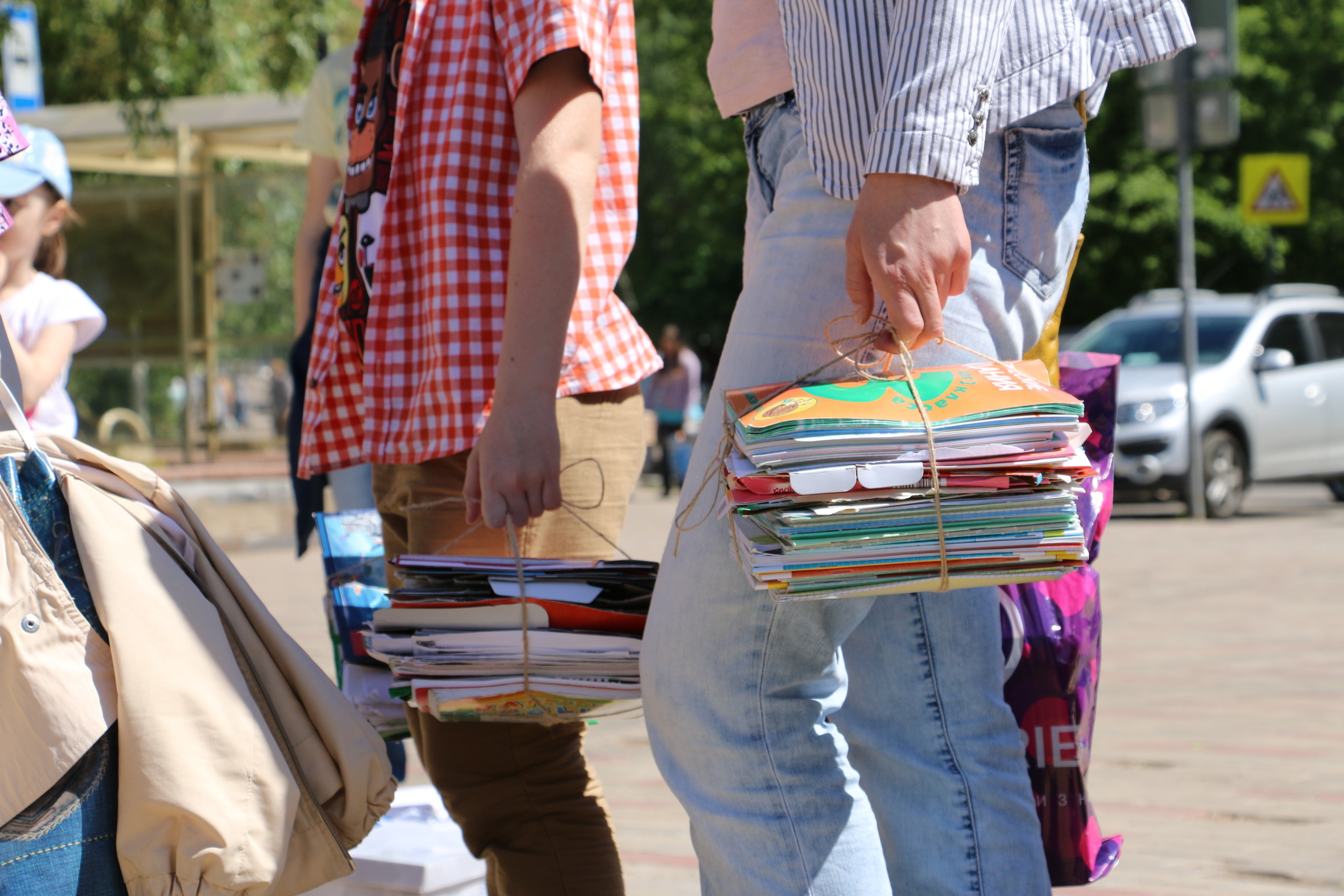 Благотворительная акция, сбор макулатуры, благотворительность, сбор ср. Мария Ткаченко. Документальная фотография