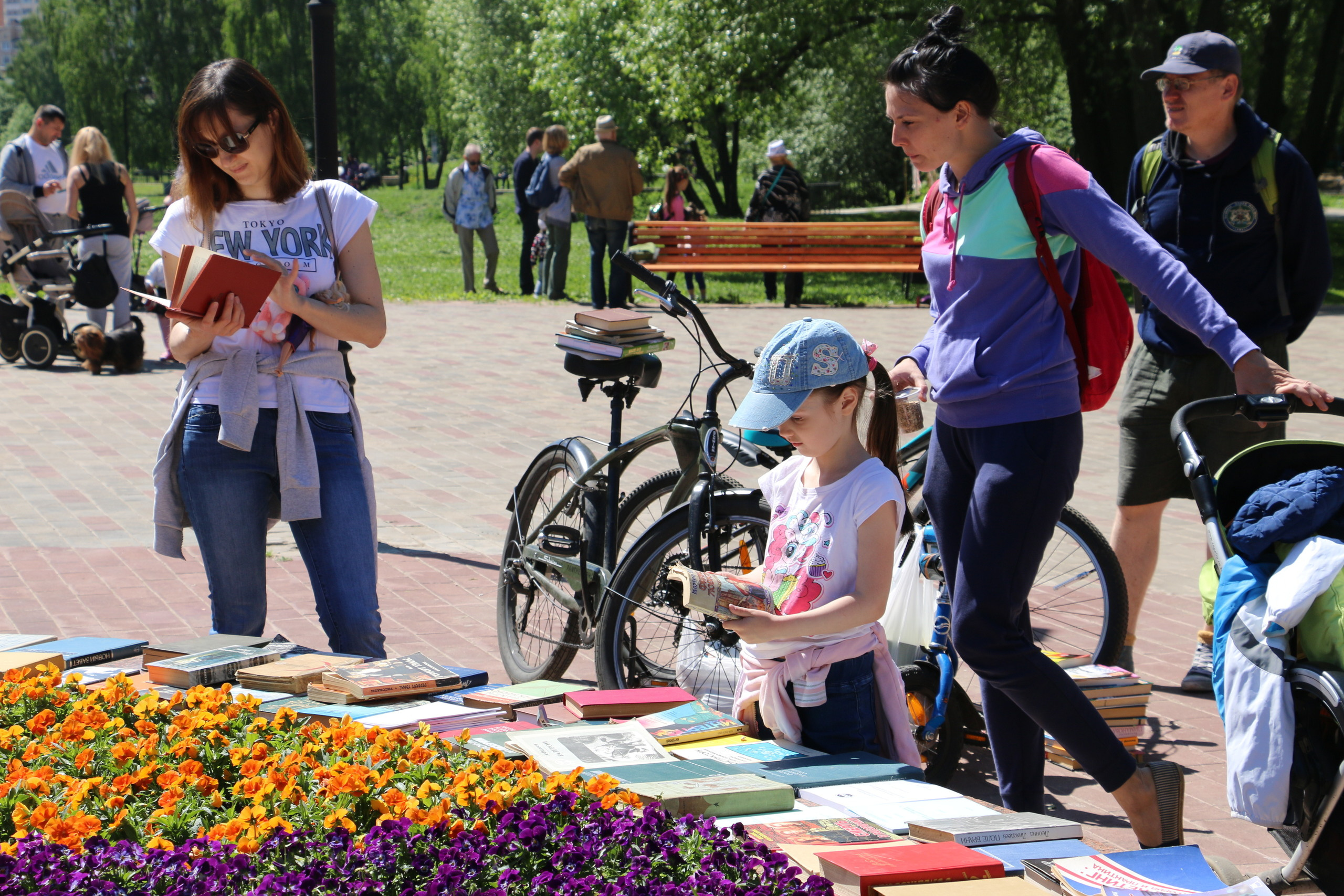 Благотворительная акция, сбор макулатуры, благотворительность, сбор ср. Мария Ткаченко. Документальная фотография