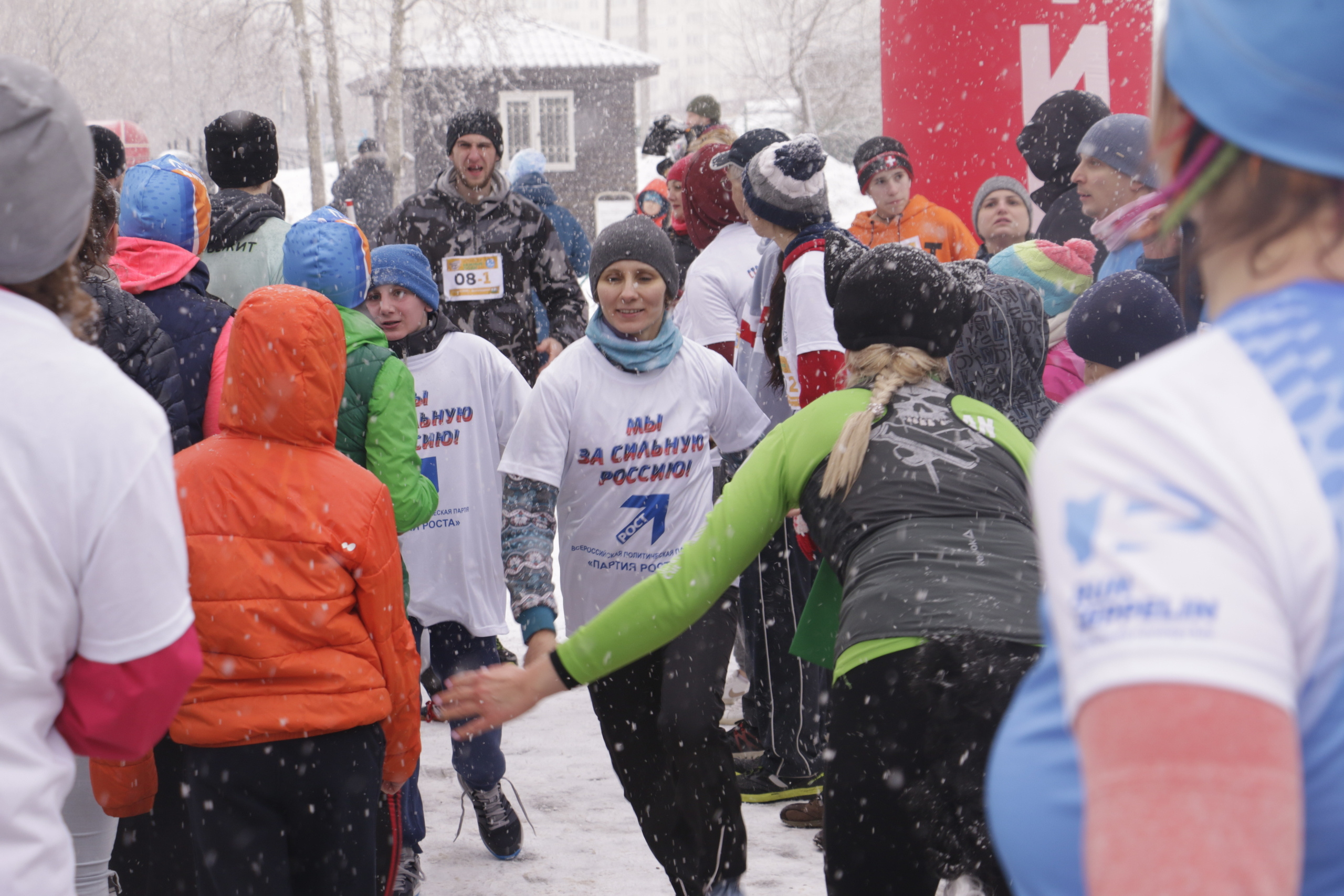 Эстафета, пробег, легкоатлетический пробег, важные люди, люди, дети, с. Мария Ткаченко. Документальная фотография