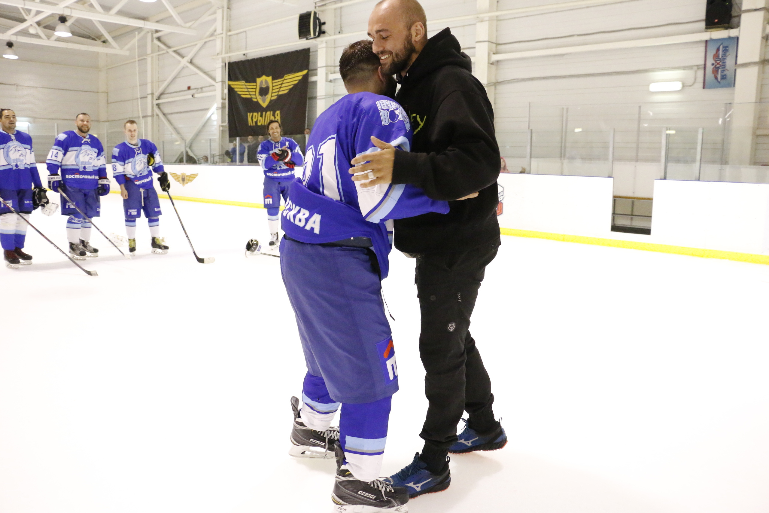 Хоккей, матч, фото хоккея, александр мостовой, ледовый дворец, евгений. Мария Ткаченко. Документальная фотография